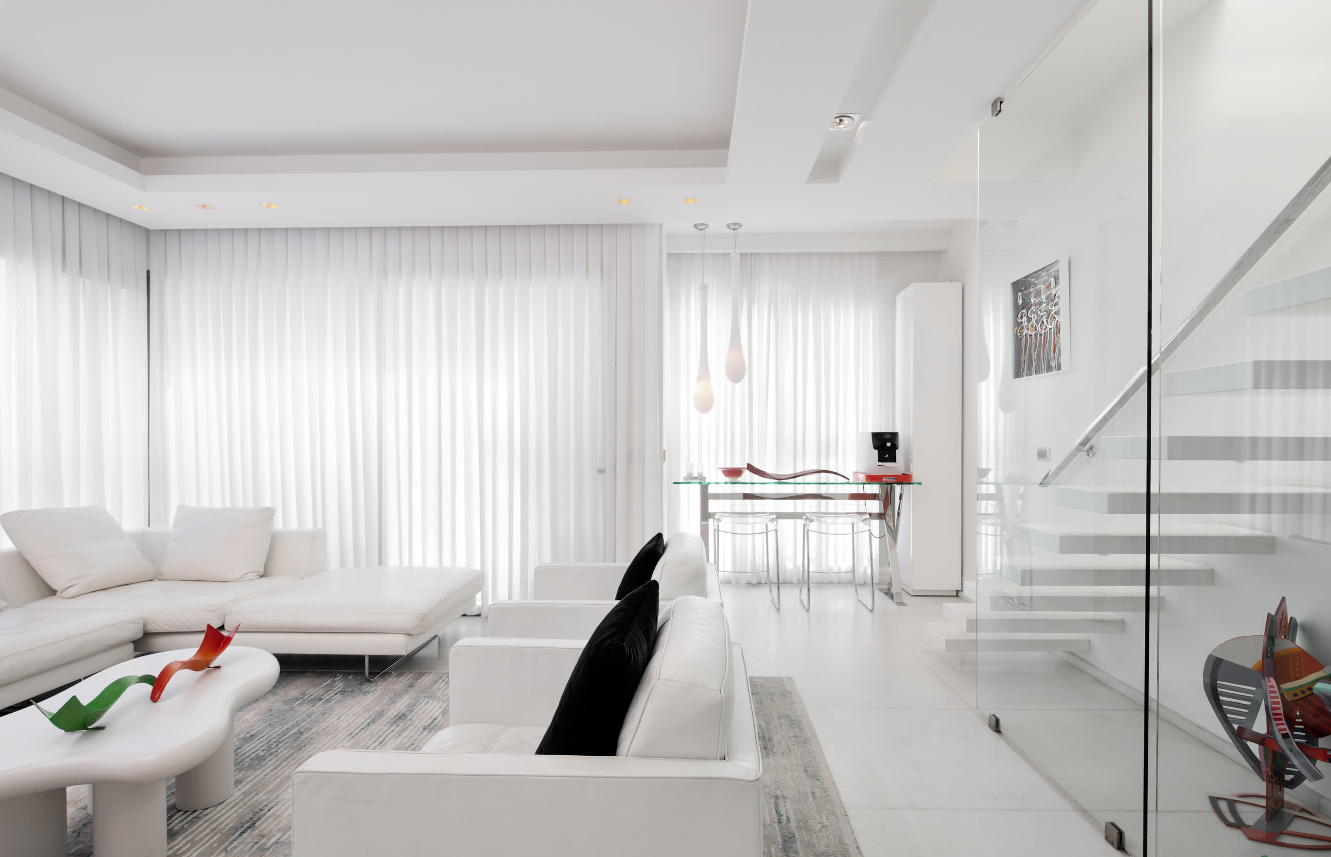 Frishman 3BR Penthouse w Jacuzzi by HolyGuest 3