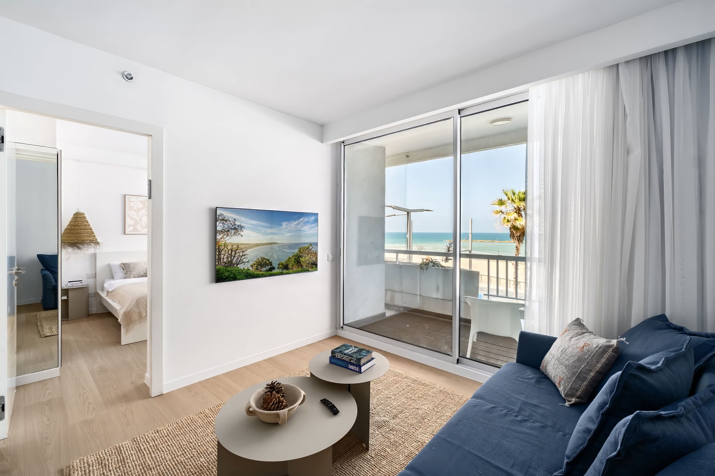 Chic Apartment w/ Beach View by HolyGuest