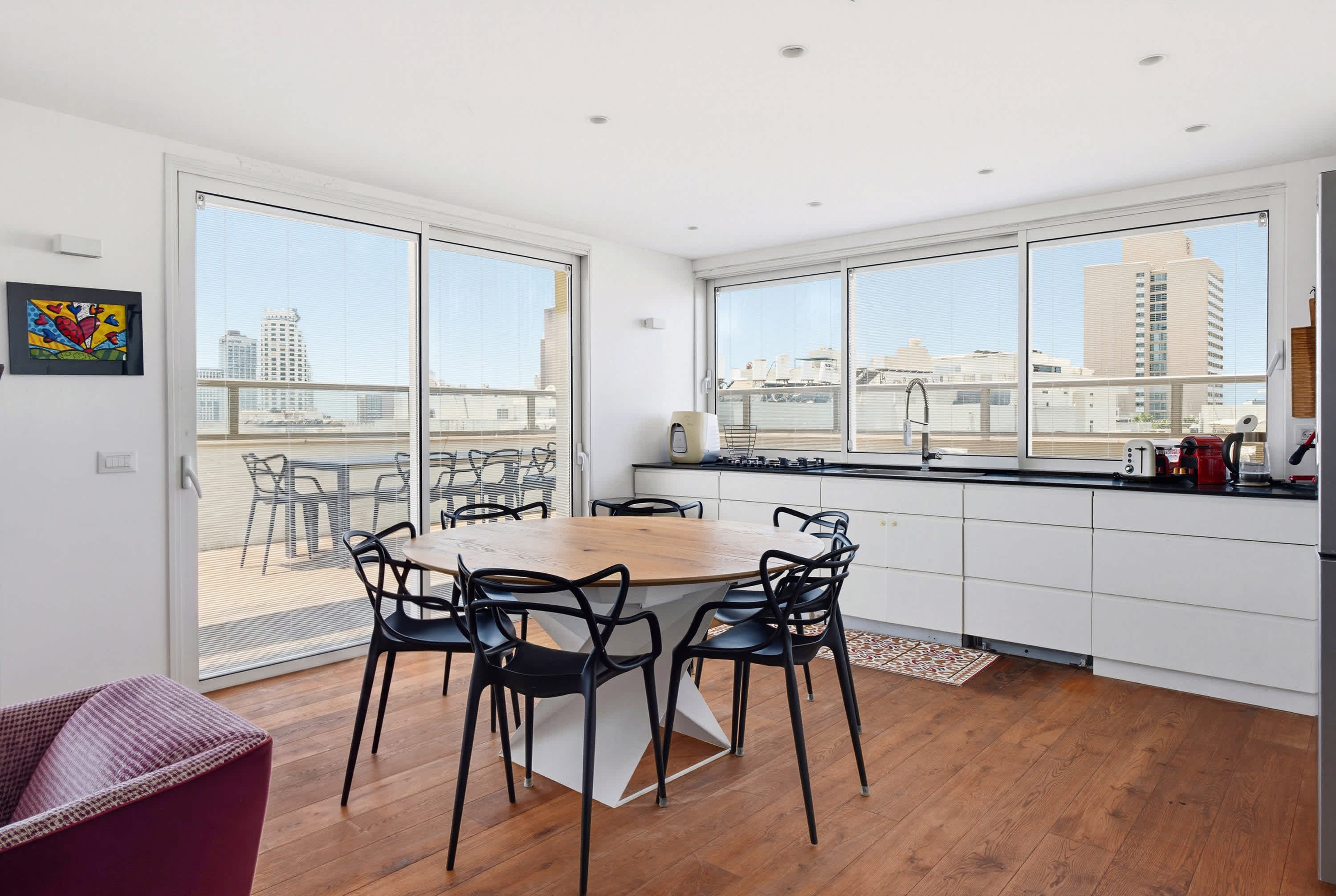 3BR Skyline Penthouse by Gordon beach - HolyGuest 5