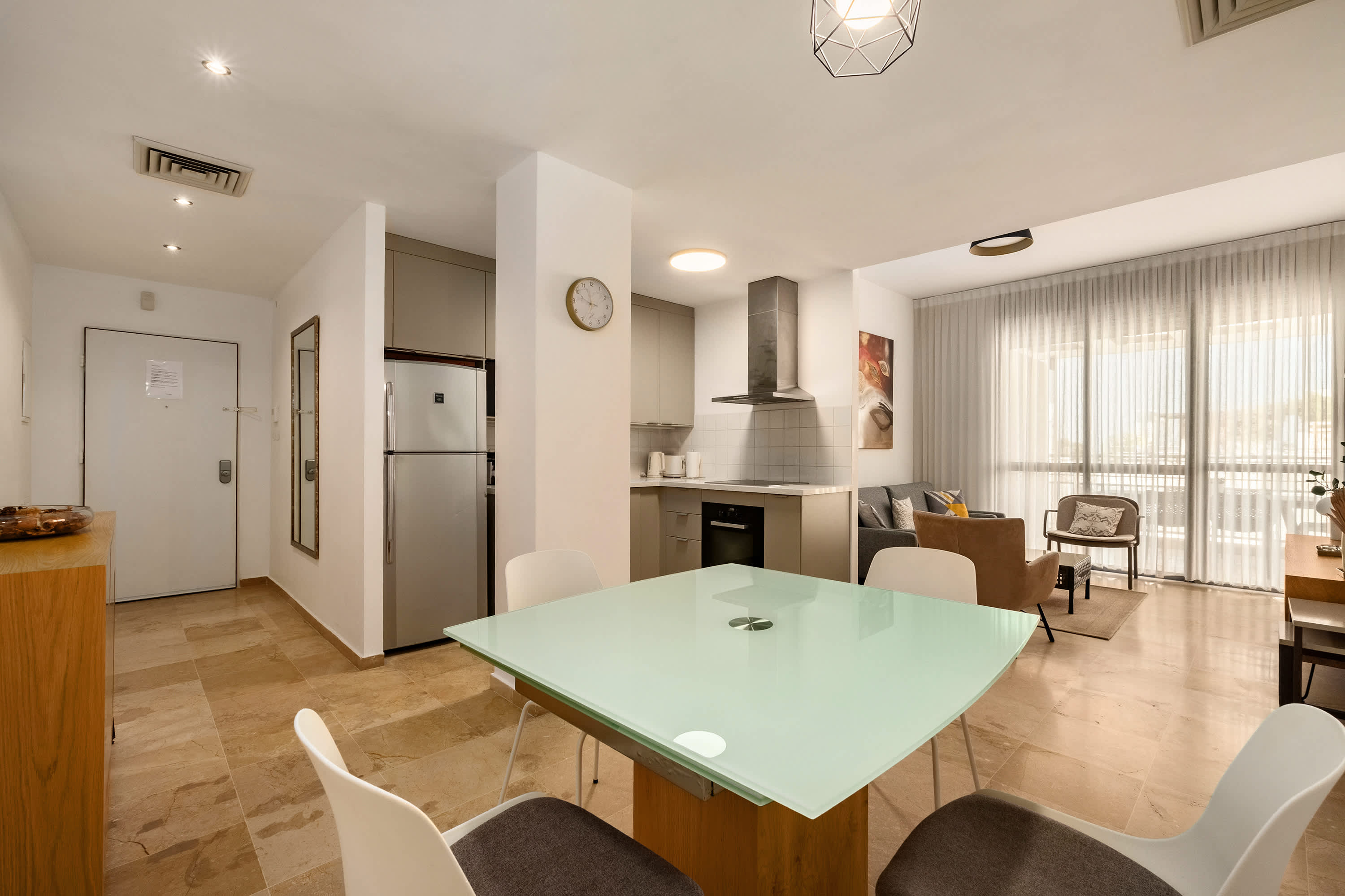 Splendor 2-BR  in Melchet  by HolyGuest 2