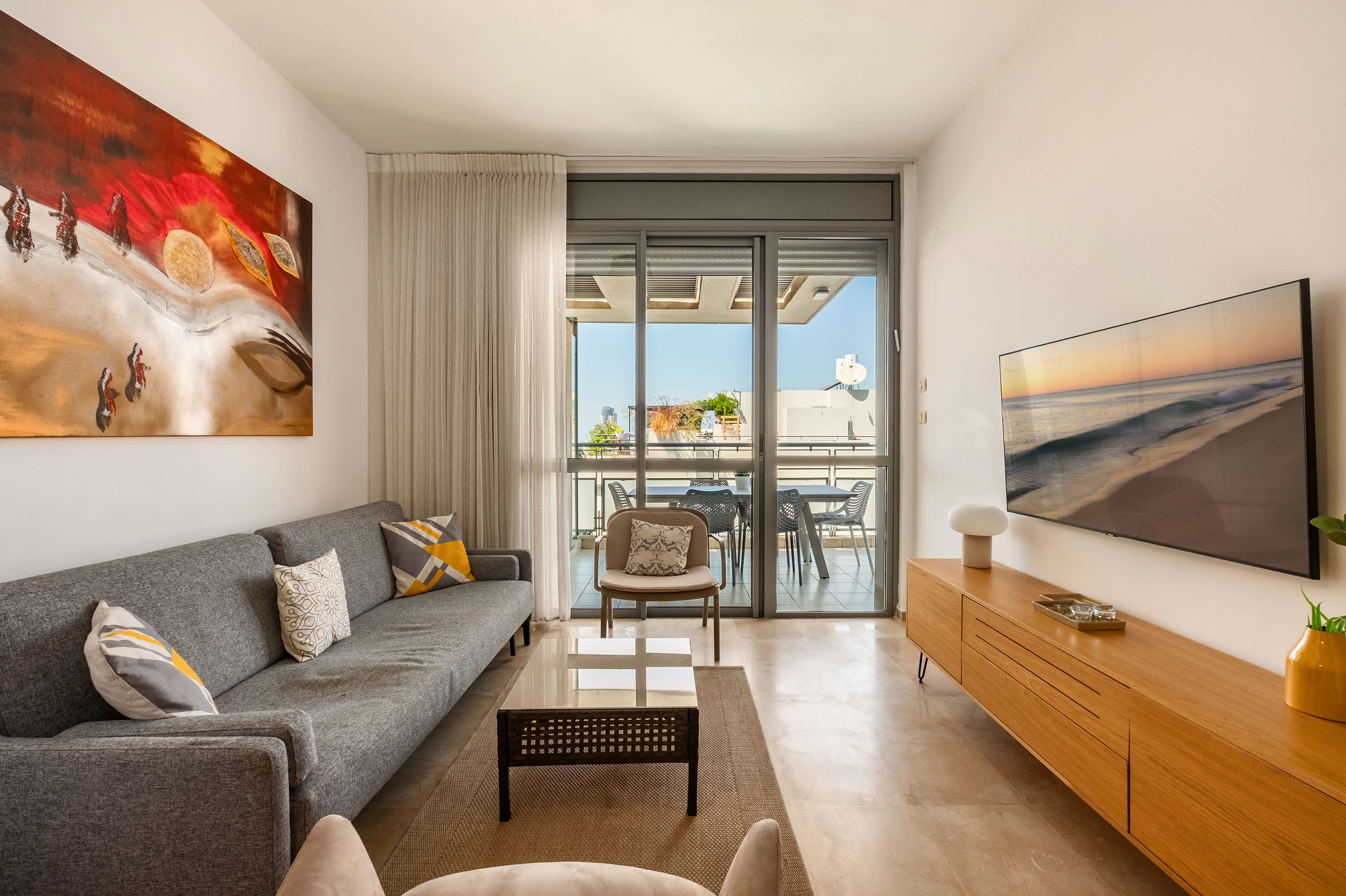 Splendor 2-BR  in Melchet  by HolyGuest
