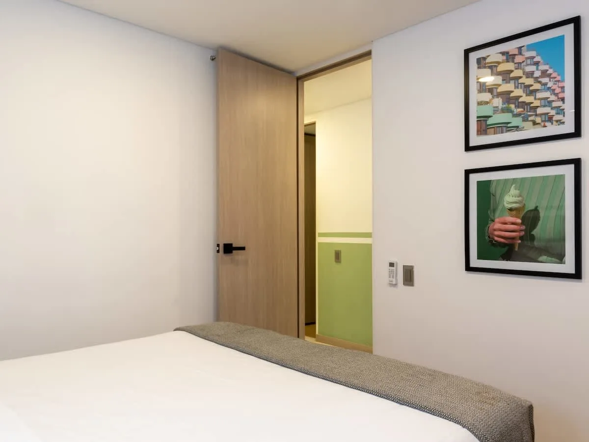 NOK Cozy 3 BR with Balcony in Laureles, Medellin — photo 18