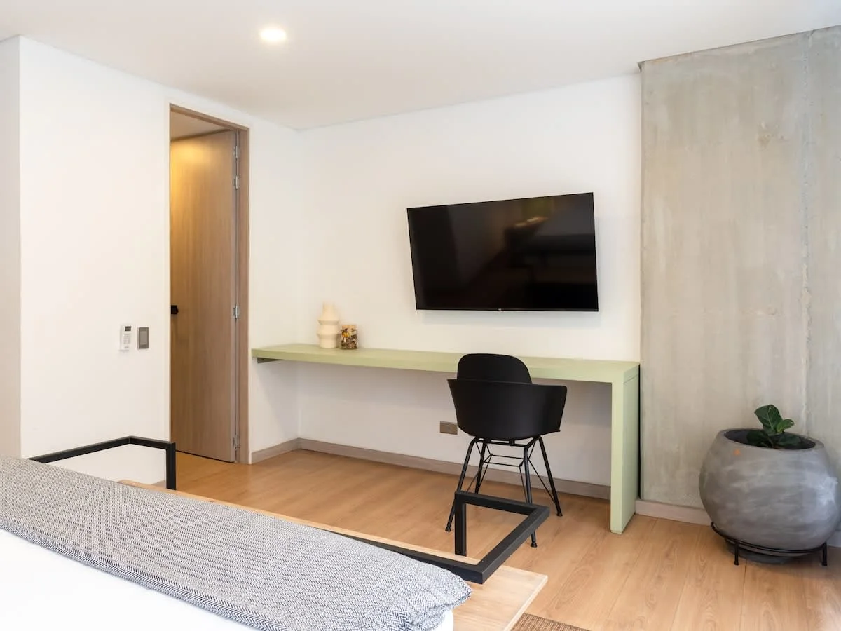 NOK Spectacular 3 BR w Balcony in Laureles Medellin — photo 7