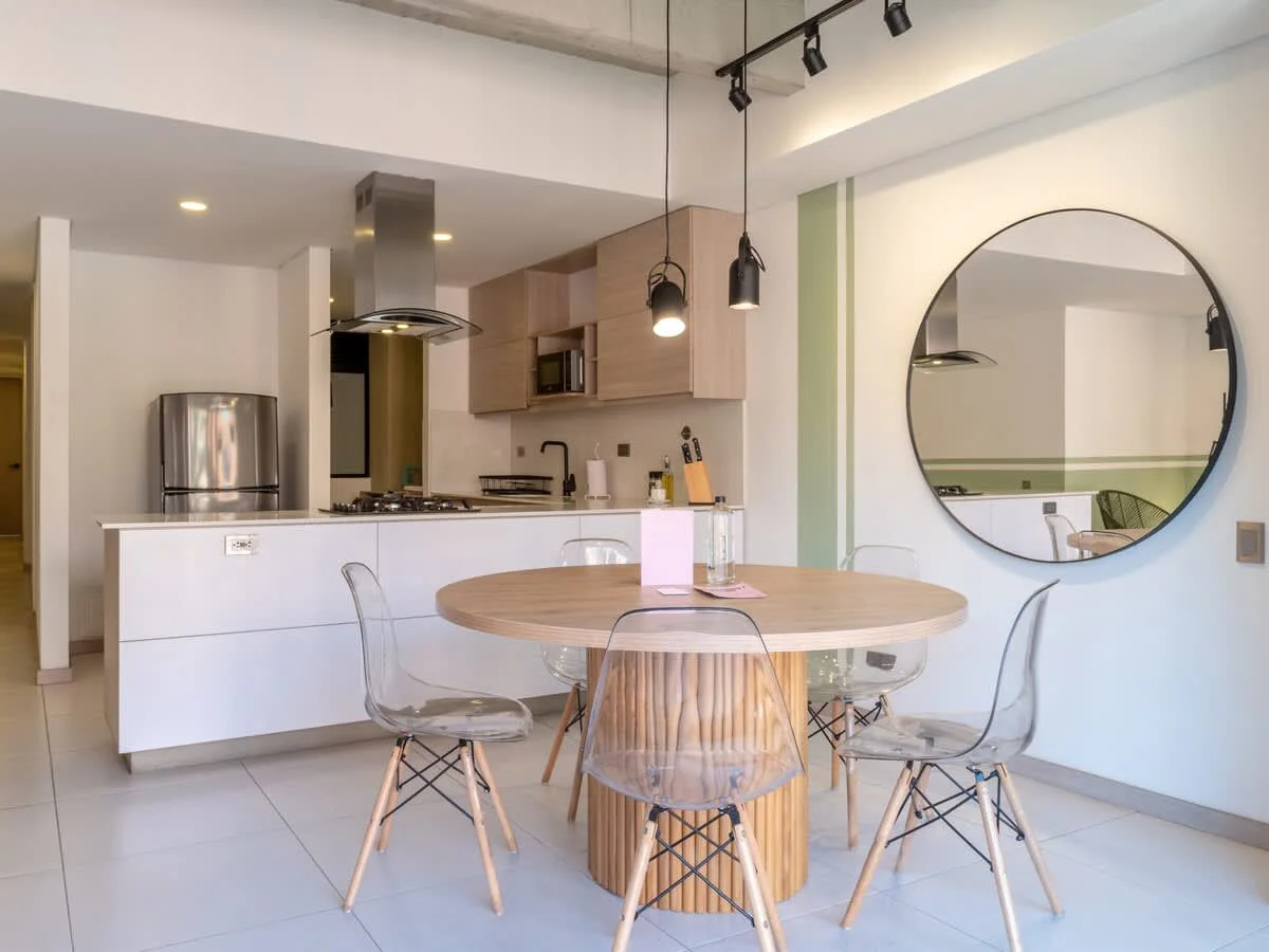 NOK Spectacular 3 BR w Balcony in Laureles Medellin — photo 8