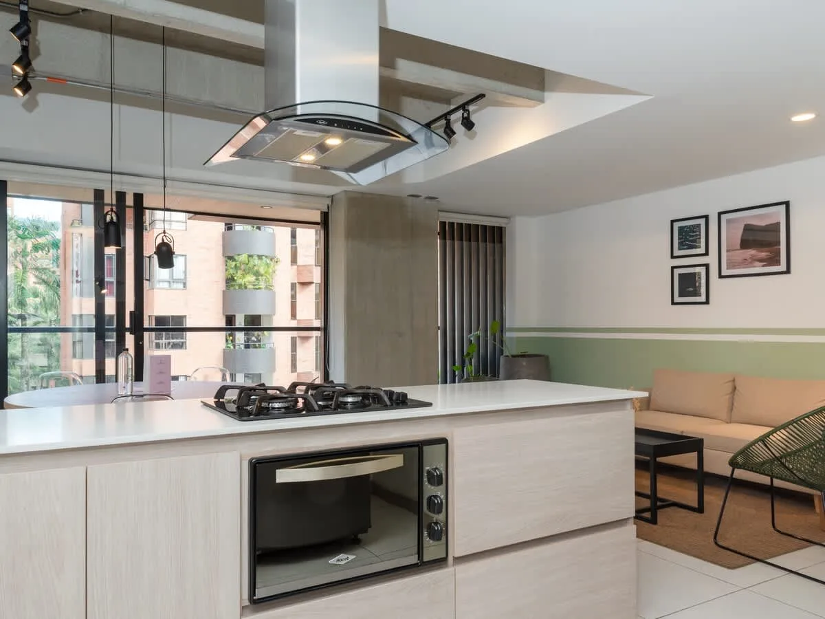 NOK Fantastic 3 BR w Balcony in Laureles Medellin — photo 12