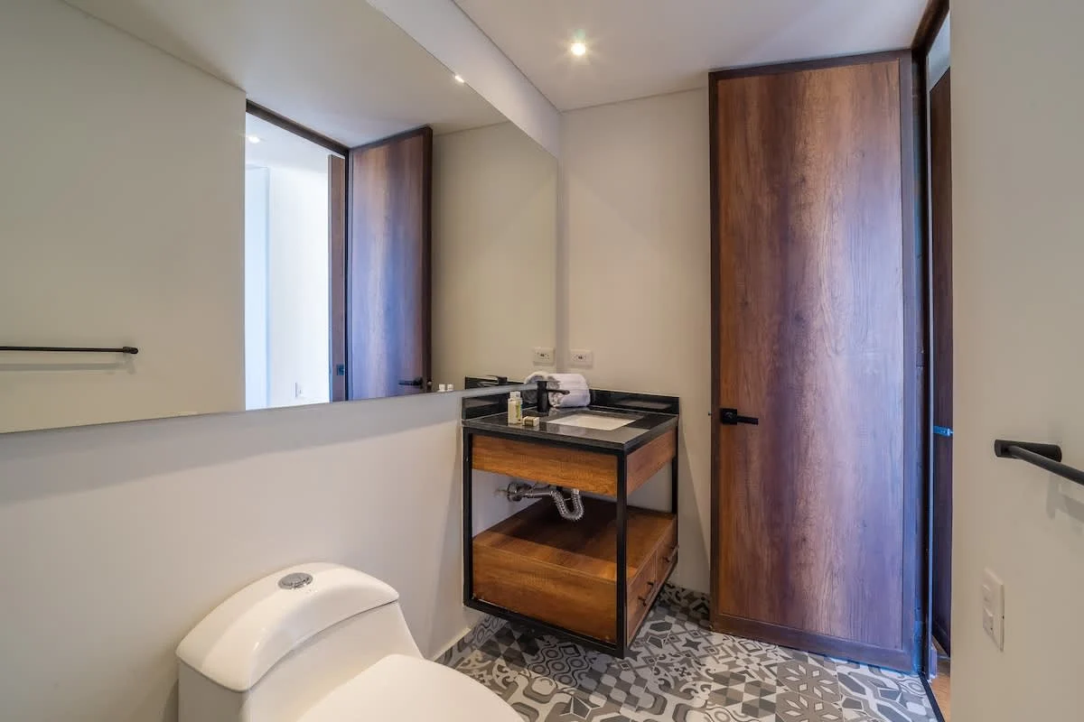 NOK Stylish 2 Masters w/Patio & View — foto 11