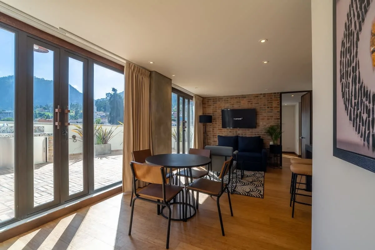 NOK Stylish 2 Masters w/Patio & View — foto 3