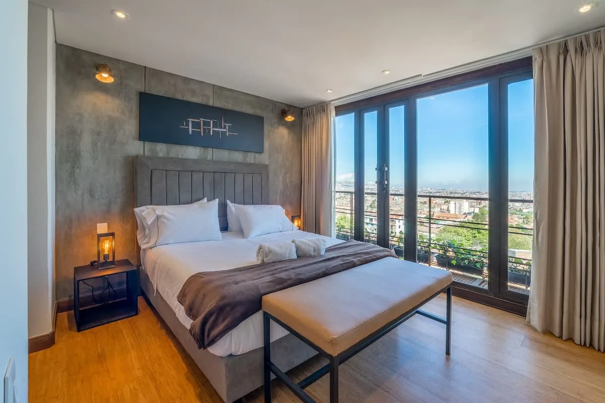 NOK Stylish 2 Masters w/Patio & View