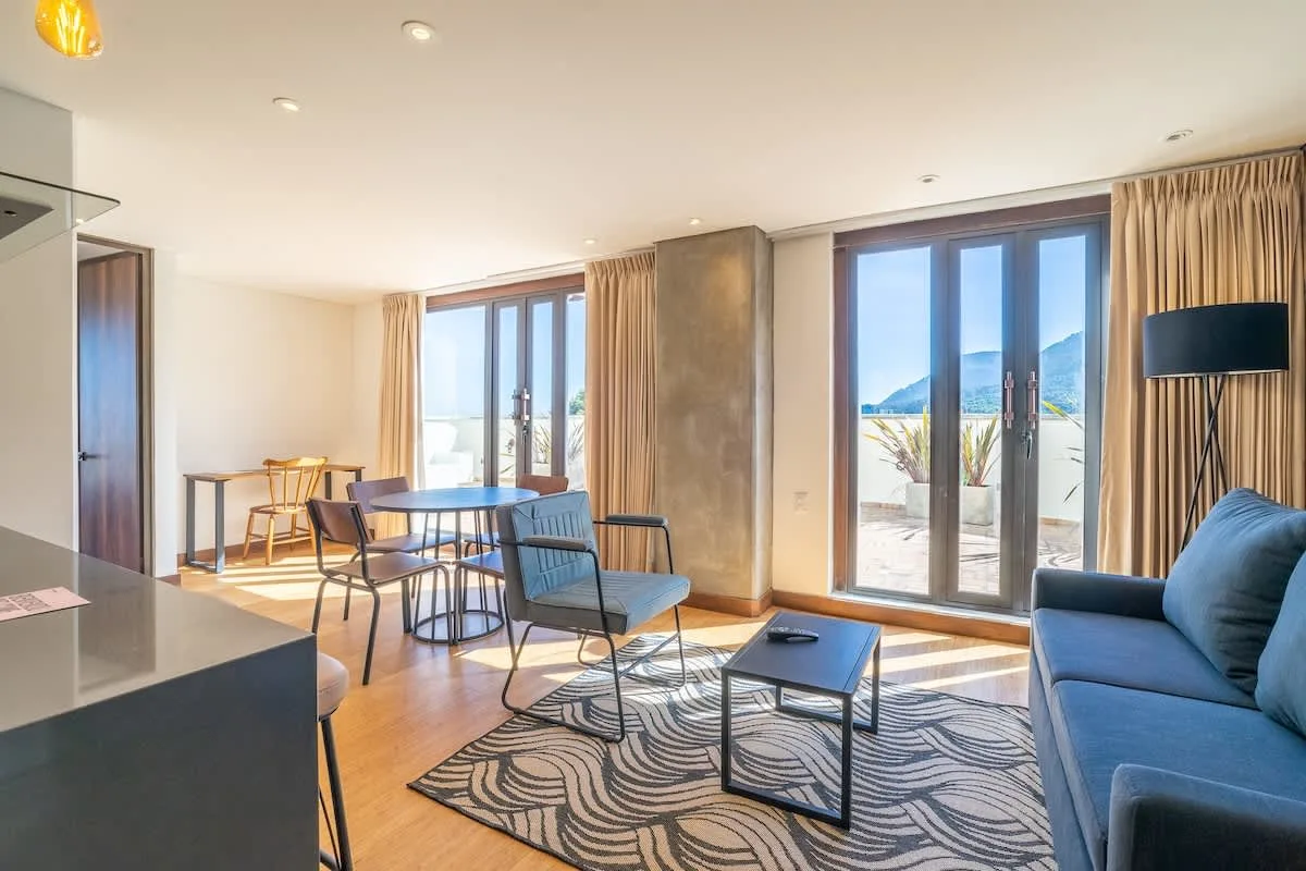 NOK Stylish 2 Masters w/Patio & View — foto 2