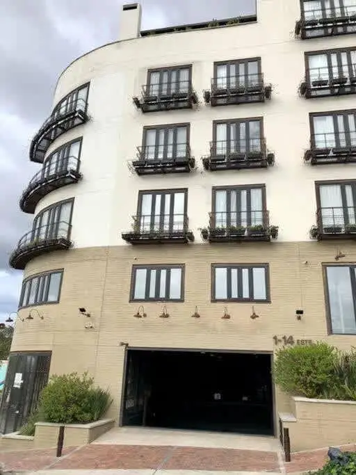 NOK Stylish 2 Masters w/Patio & View — foto 19