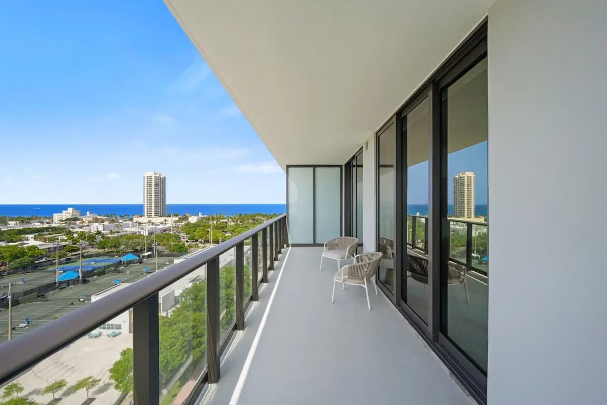 NOK Luxury 2BR  with Rooftop Pool in Miami Beach — photo 25