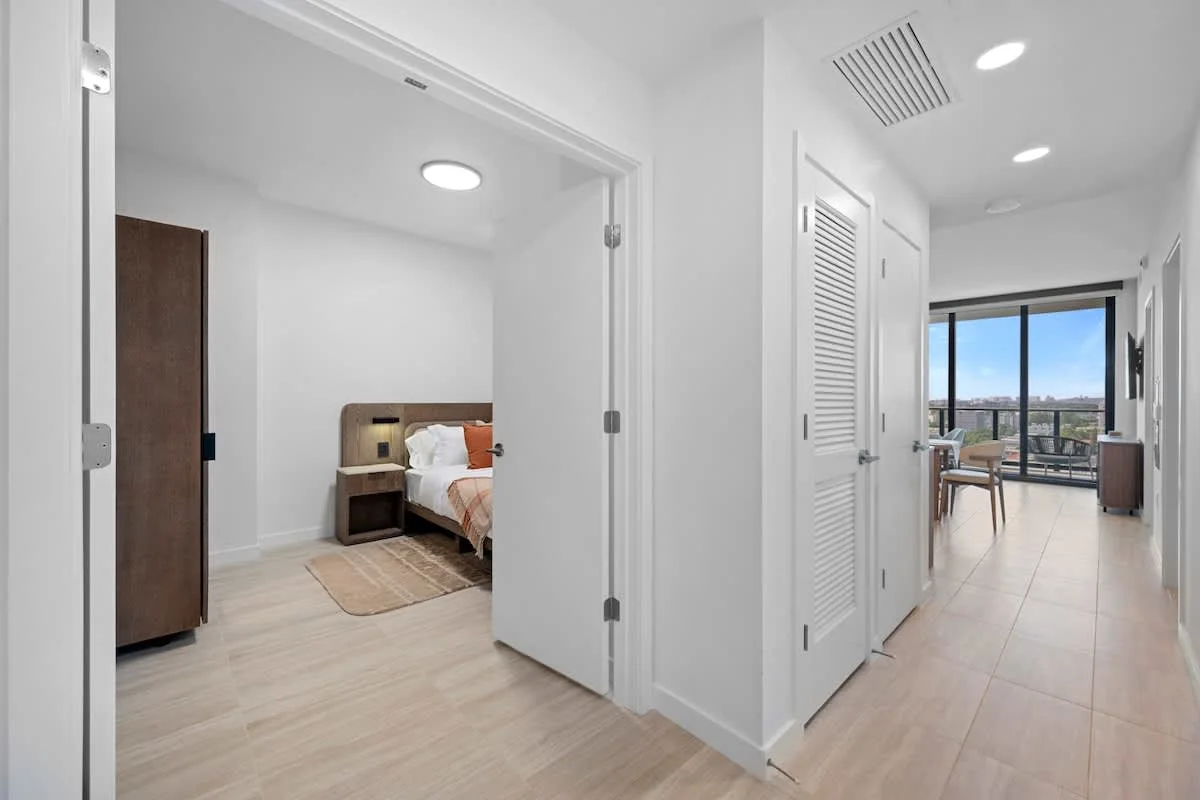 NOK Luxury 2BR  with Rooftop Pool in Miami Beach — photo 19