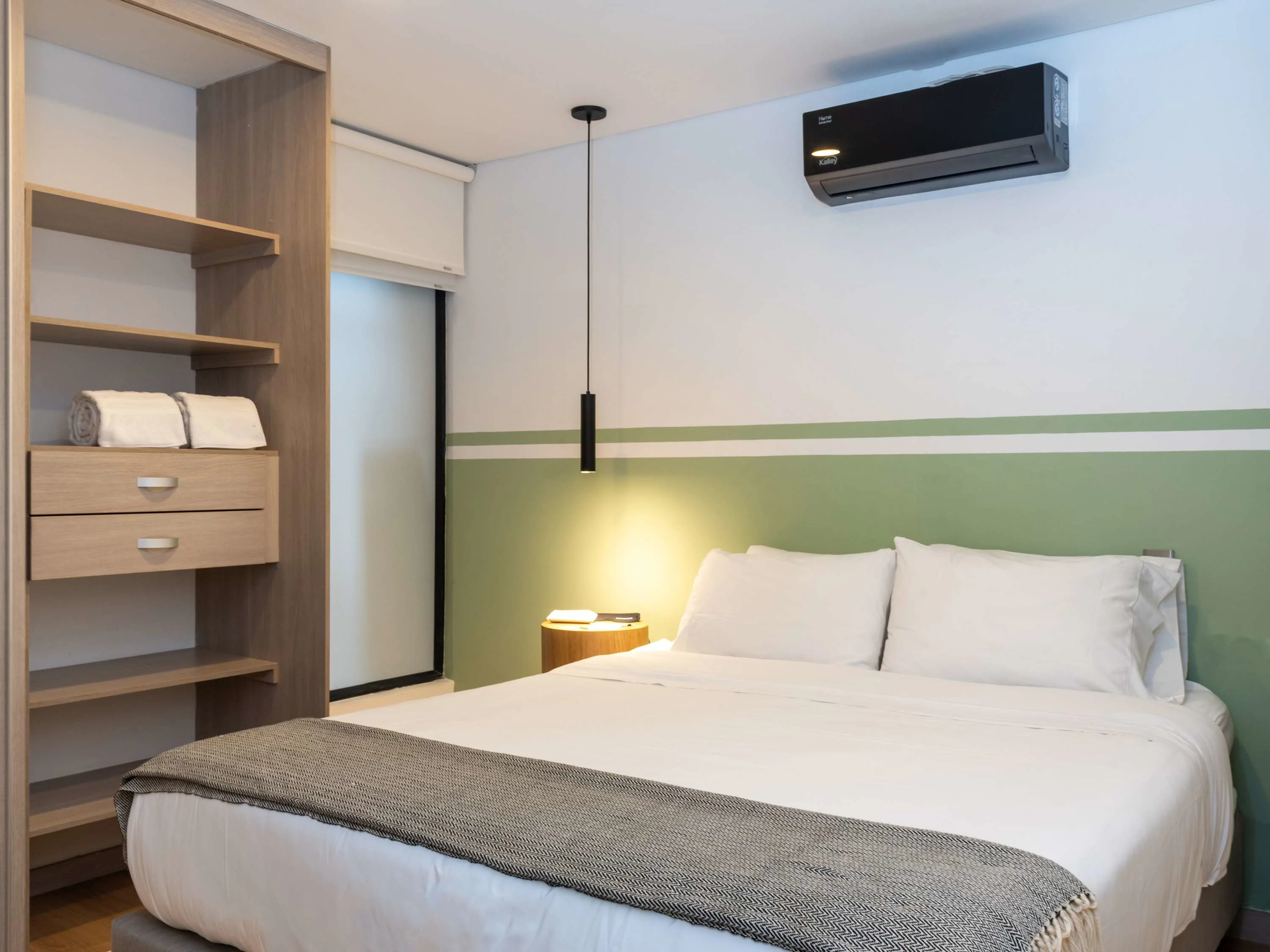 NOK Cozy 3 BR with Balcony in Laureles, Medellin — photo 6