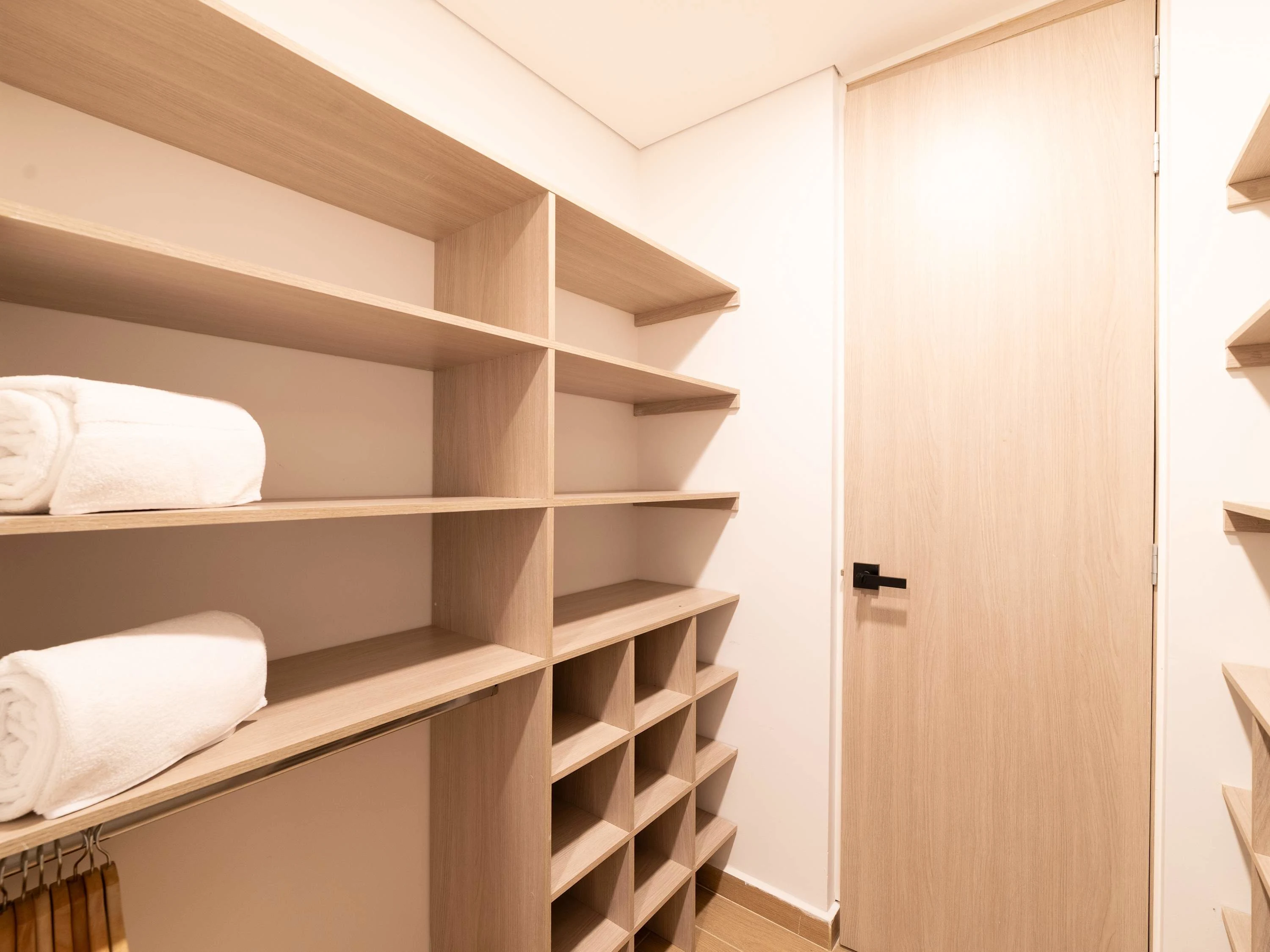 NOK Panoramic 3 BR in Laureles, Medellin — photo 34