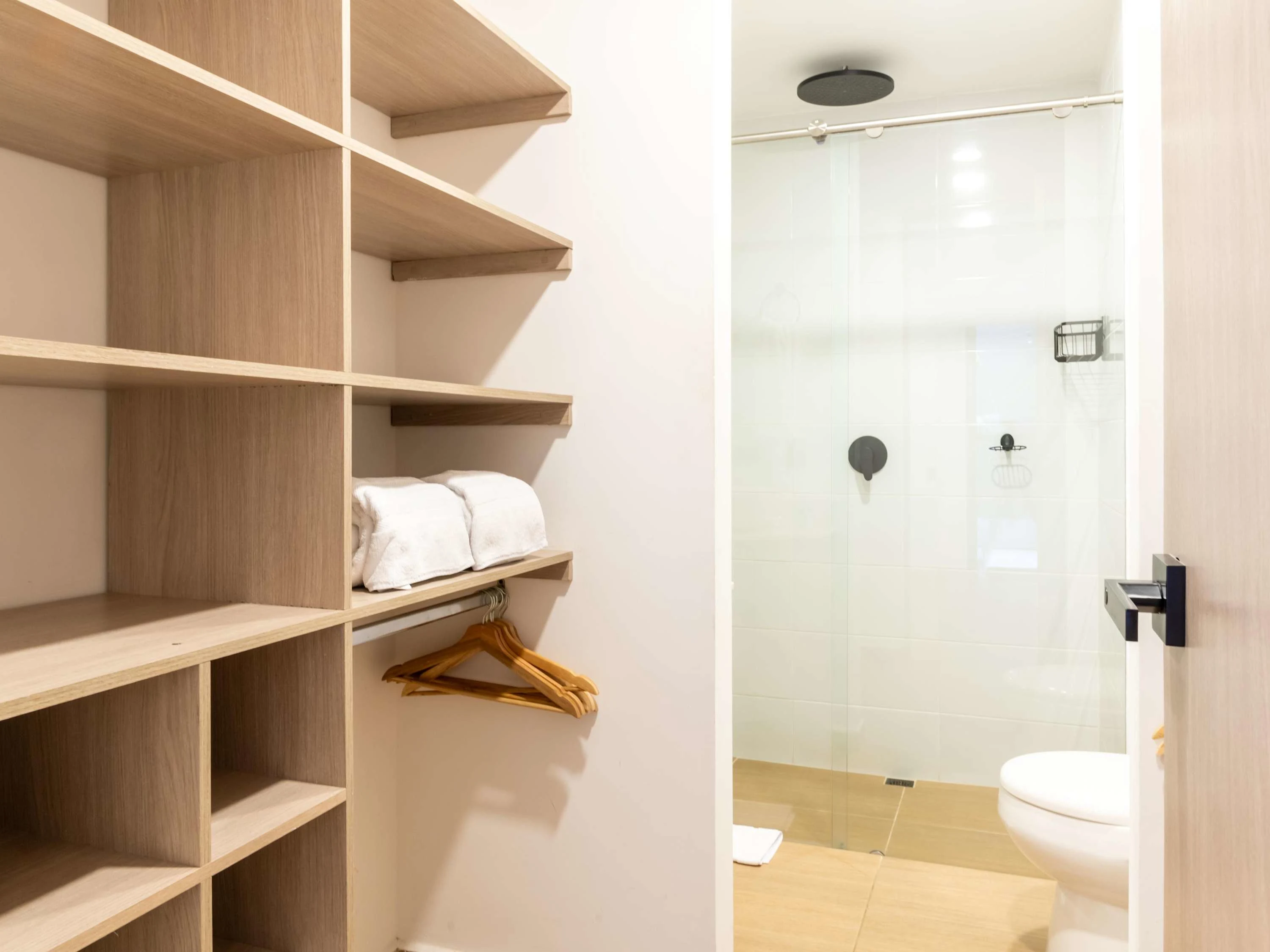 NOK Panoramic 3 BR with terrace in Laureles, Medellin — photo 27