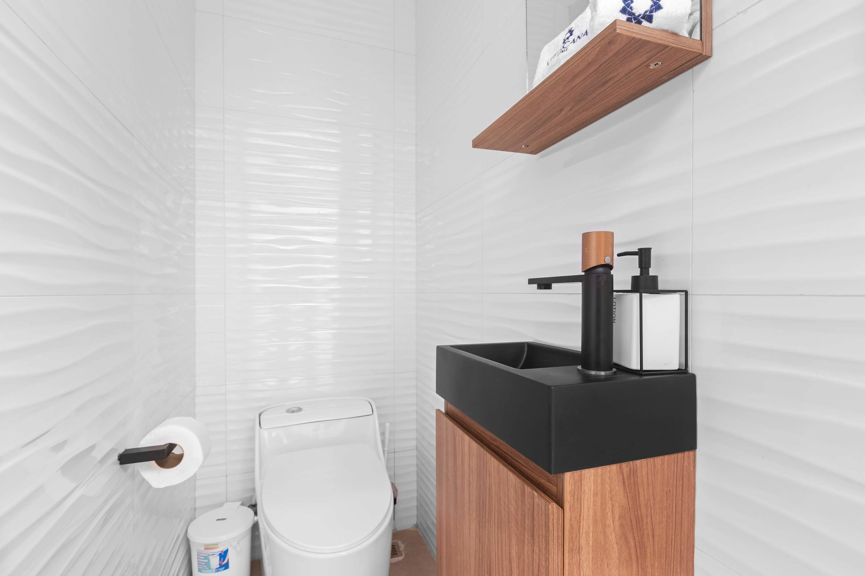 NOK Luxury 2BR Duplex • Rooftop Jacuzzi by Vistacana — photo 13