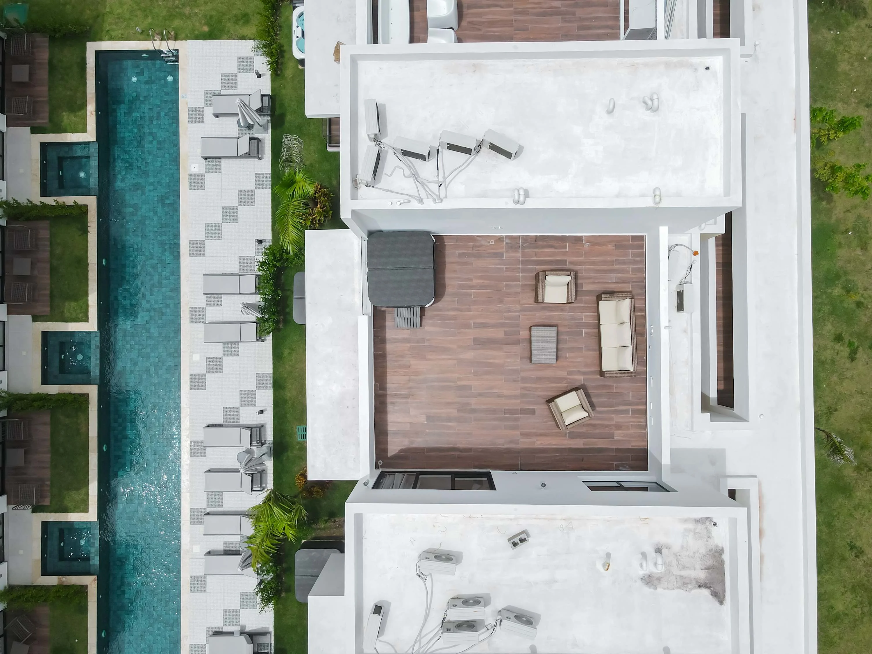 NOK Luxury 2BR Duplex • Rooftop Jacuzzi by Vistacana — photo 17