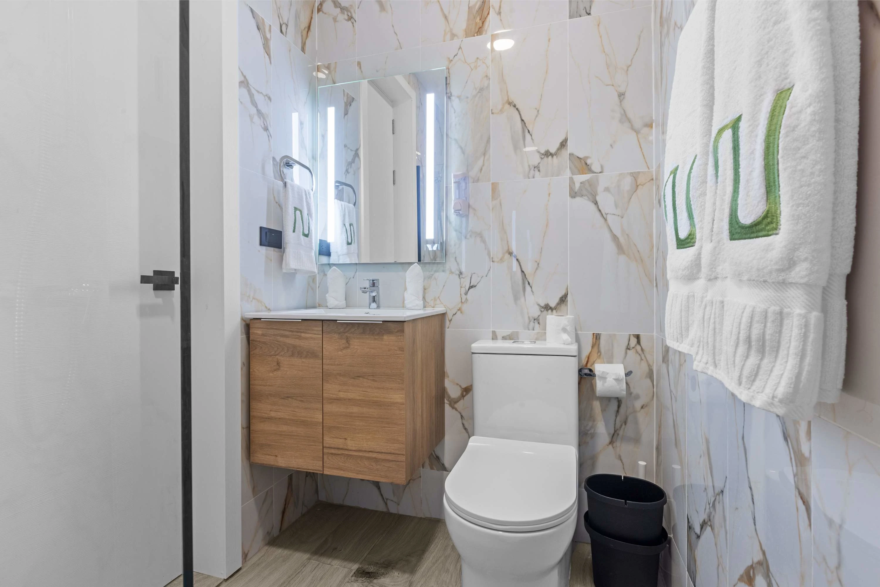 NOK Modern 2BR at The Towers by Vistacana — photo 17