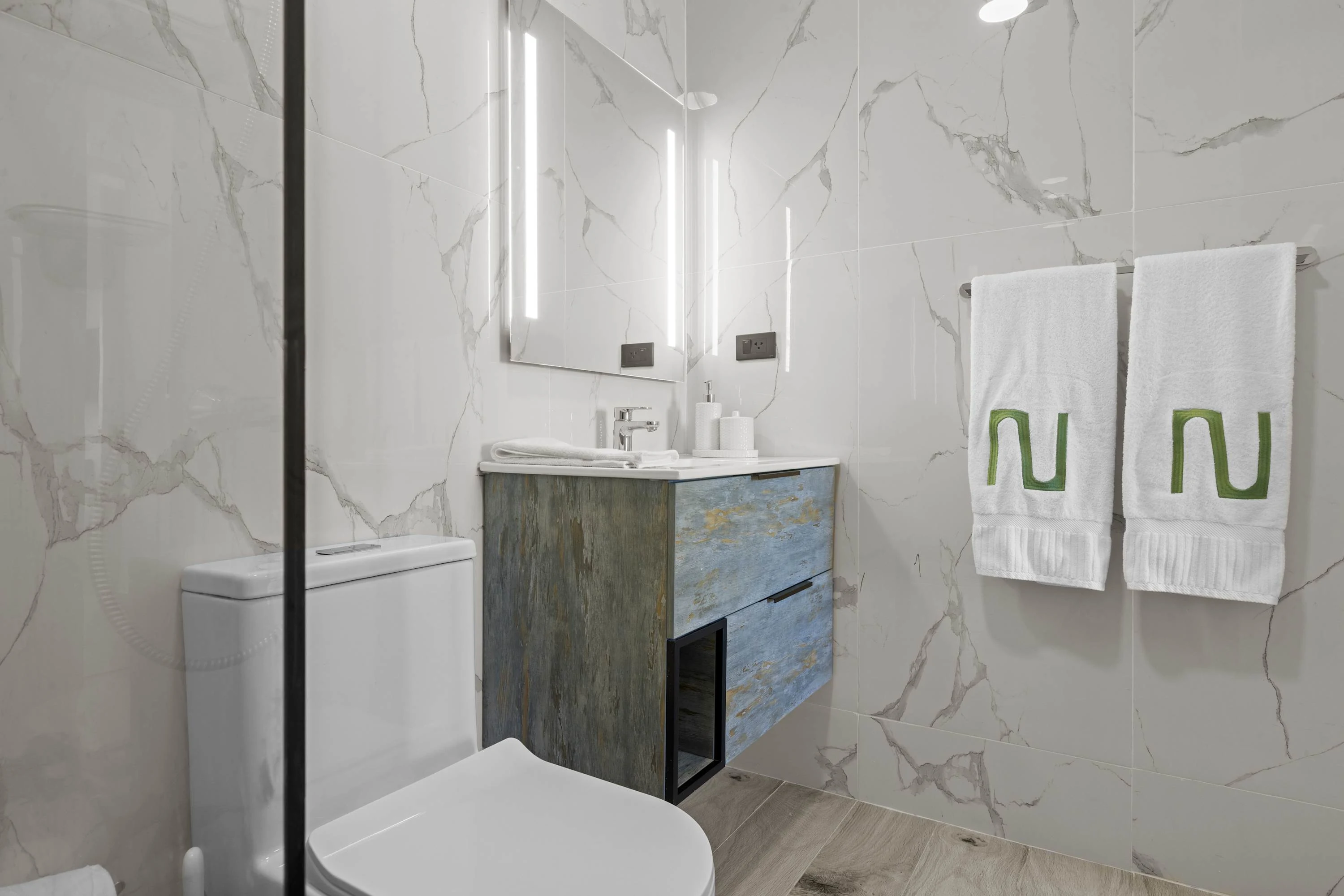 NOK Elegant 2BR Apartment • The Towers at Vistacana — photo 17