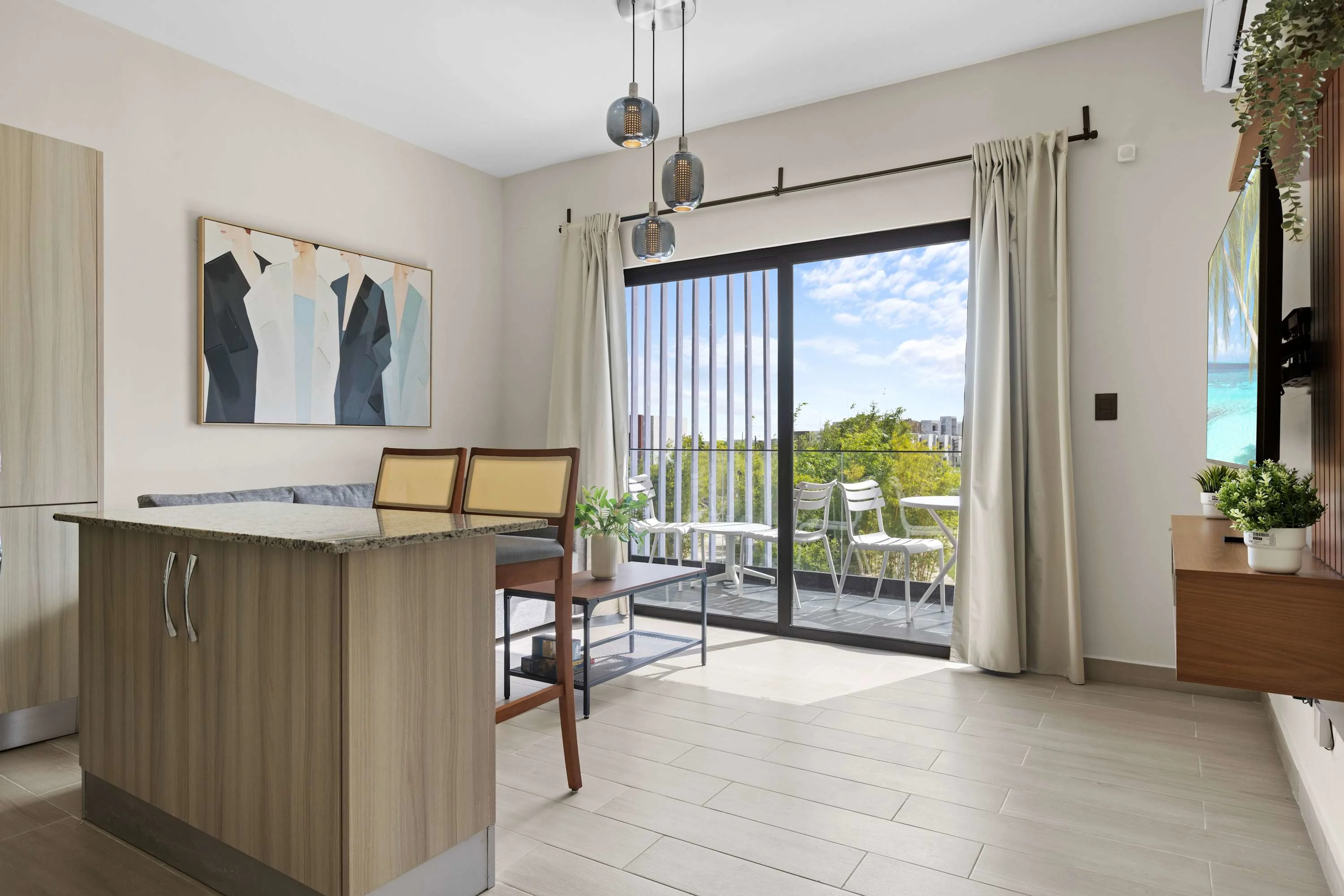 NOK Modern 1BR Apartment with Terrace in Vistacana