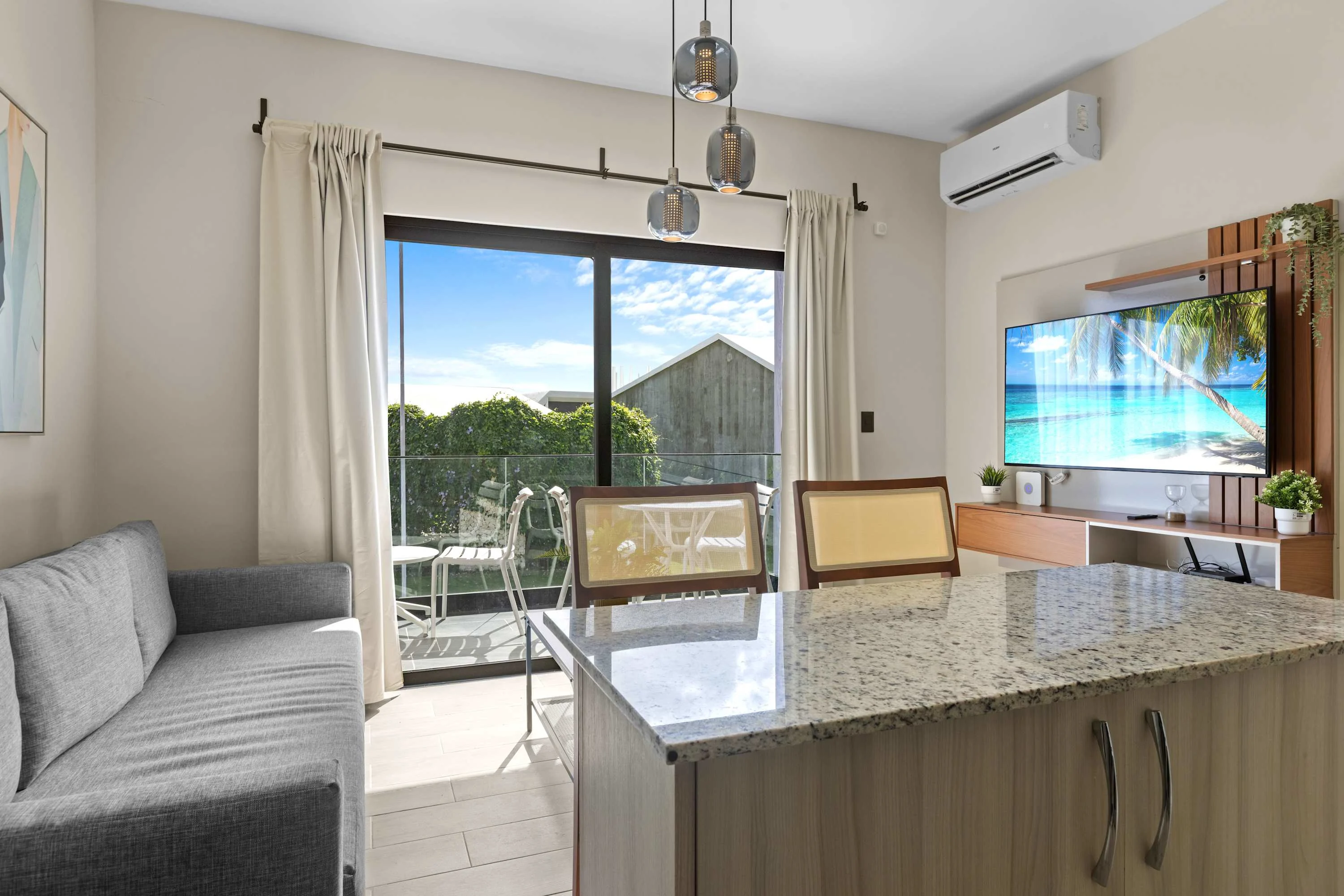 NOK Modern 1BR Apartment with Terrace in Vistacana — photo 15