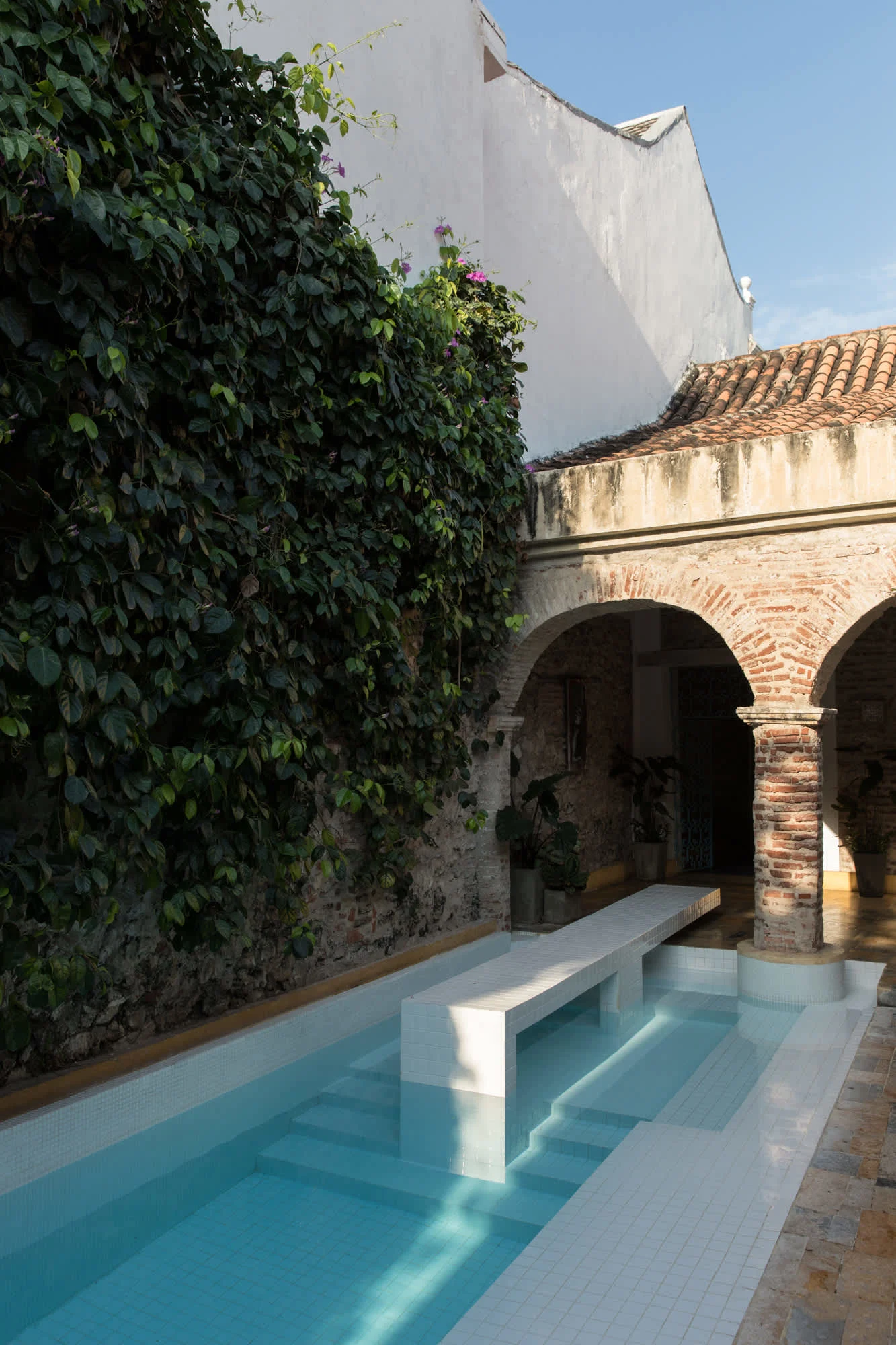 NOK Luxury 6BR with 24/7 Staff, Pool at Getsemani — photo 67