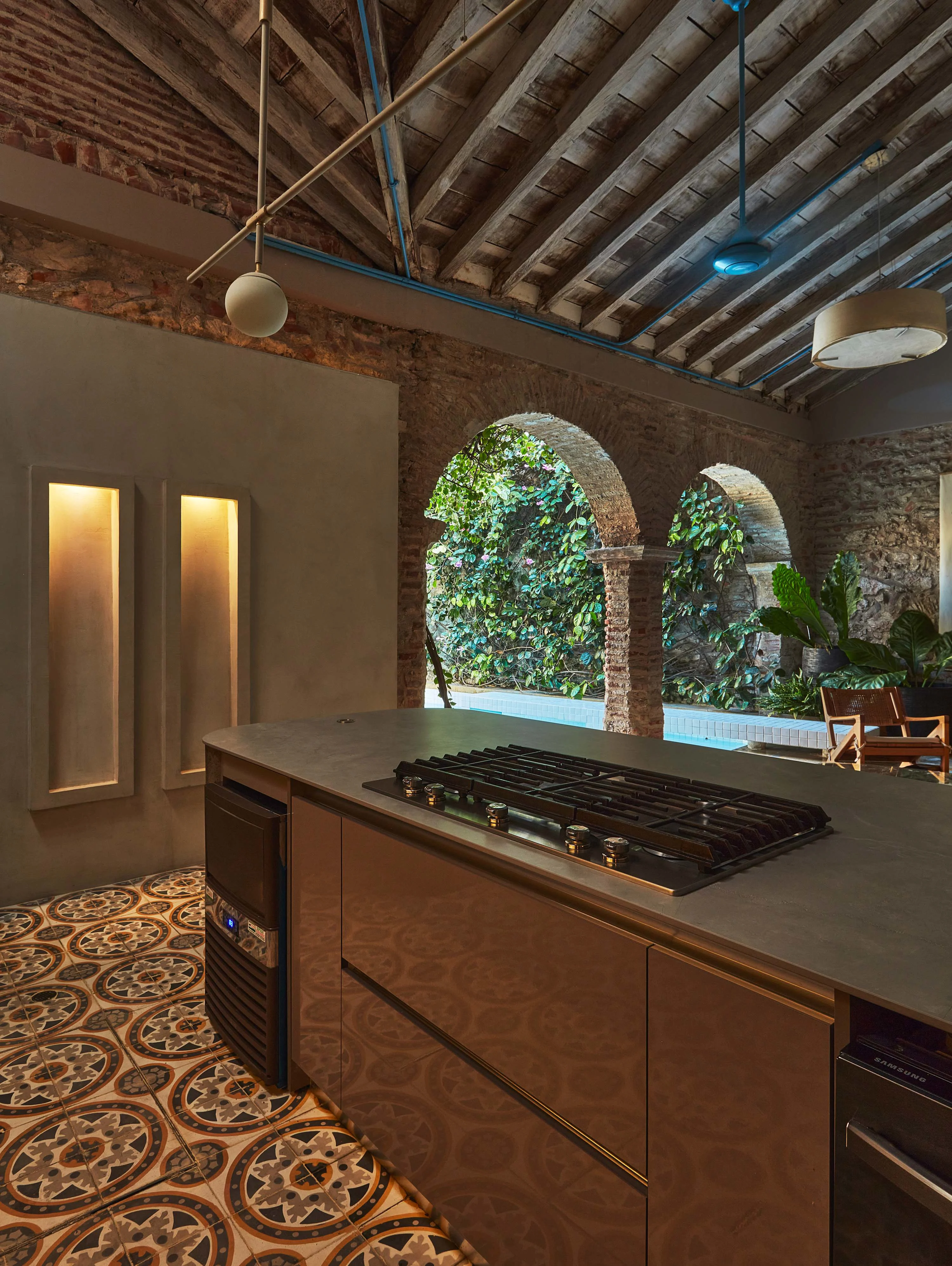 NOK Luxury 6BR with 24/7 Staff, Pool at Getsemani — photo 7