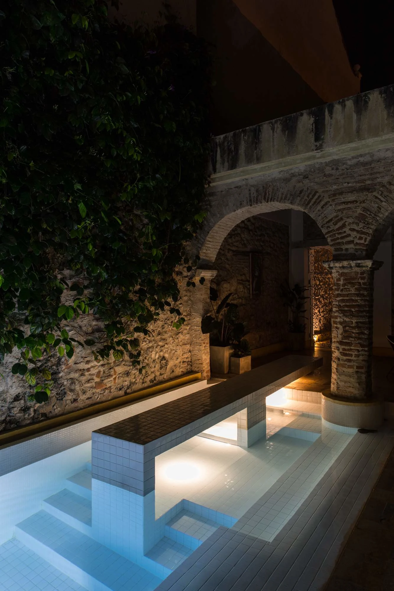 NOK Luxury 6BR with 24/7 Staff, Pool at Getsemani — photo 76