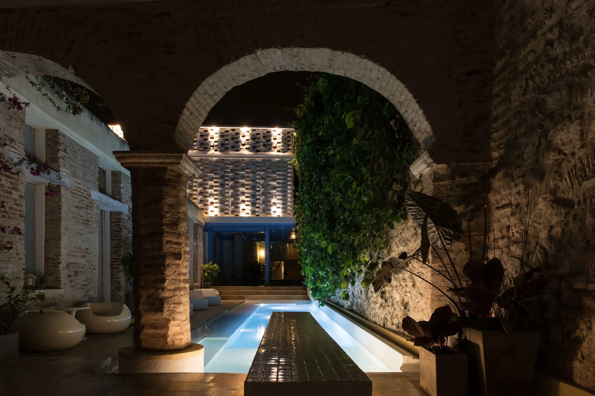 NOK Luxury 6BR with 24/7 Staff, Pool at Getsemani — photo 5