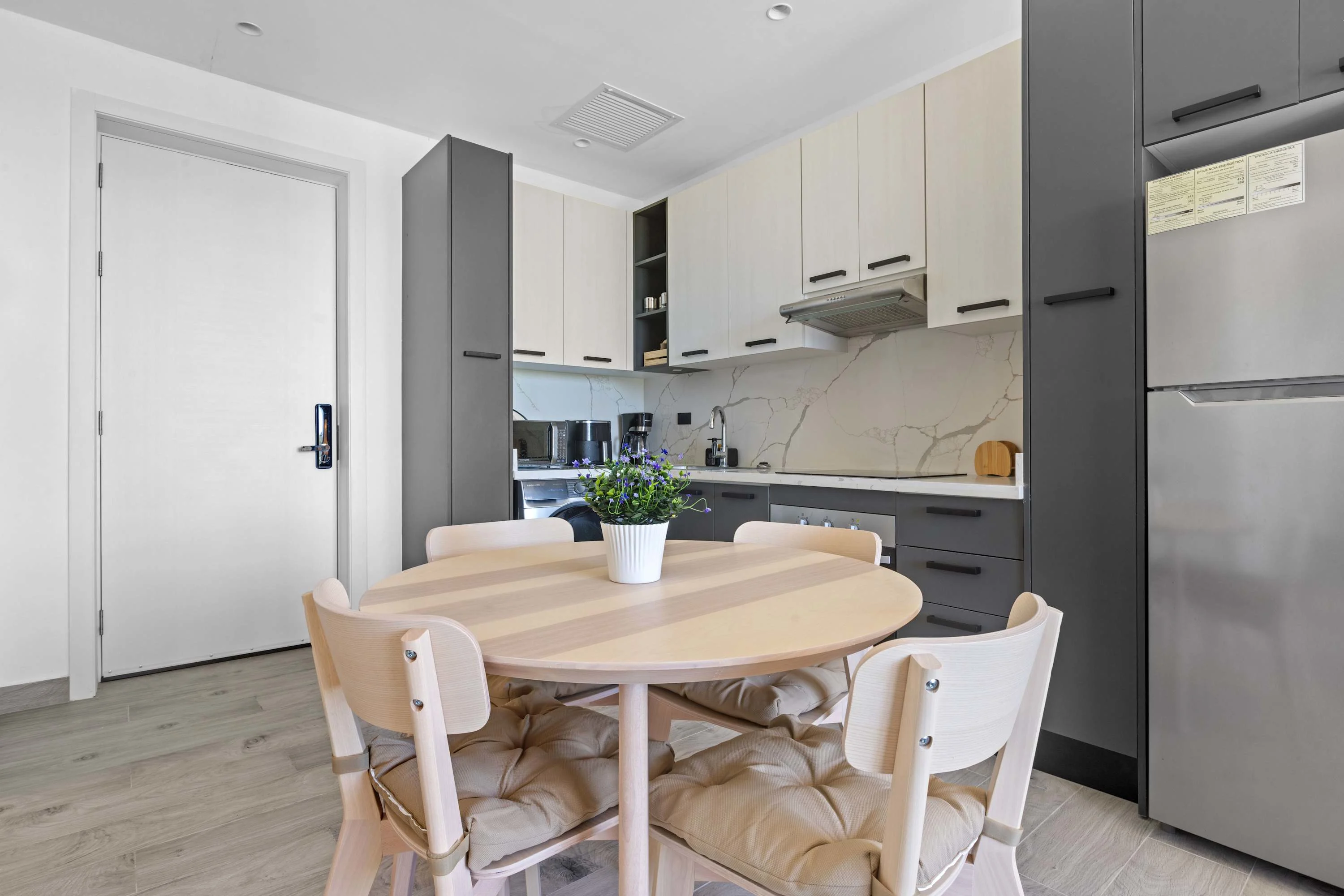 NOK Stylish 1BR Apartment  the Towers by Vistacana — photo 11