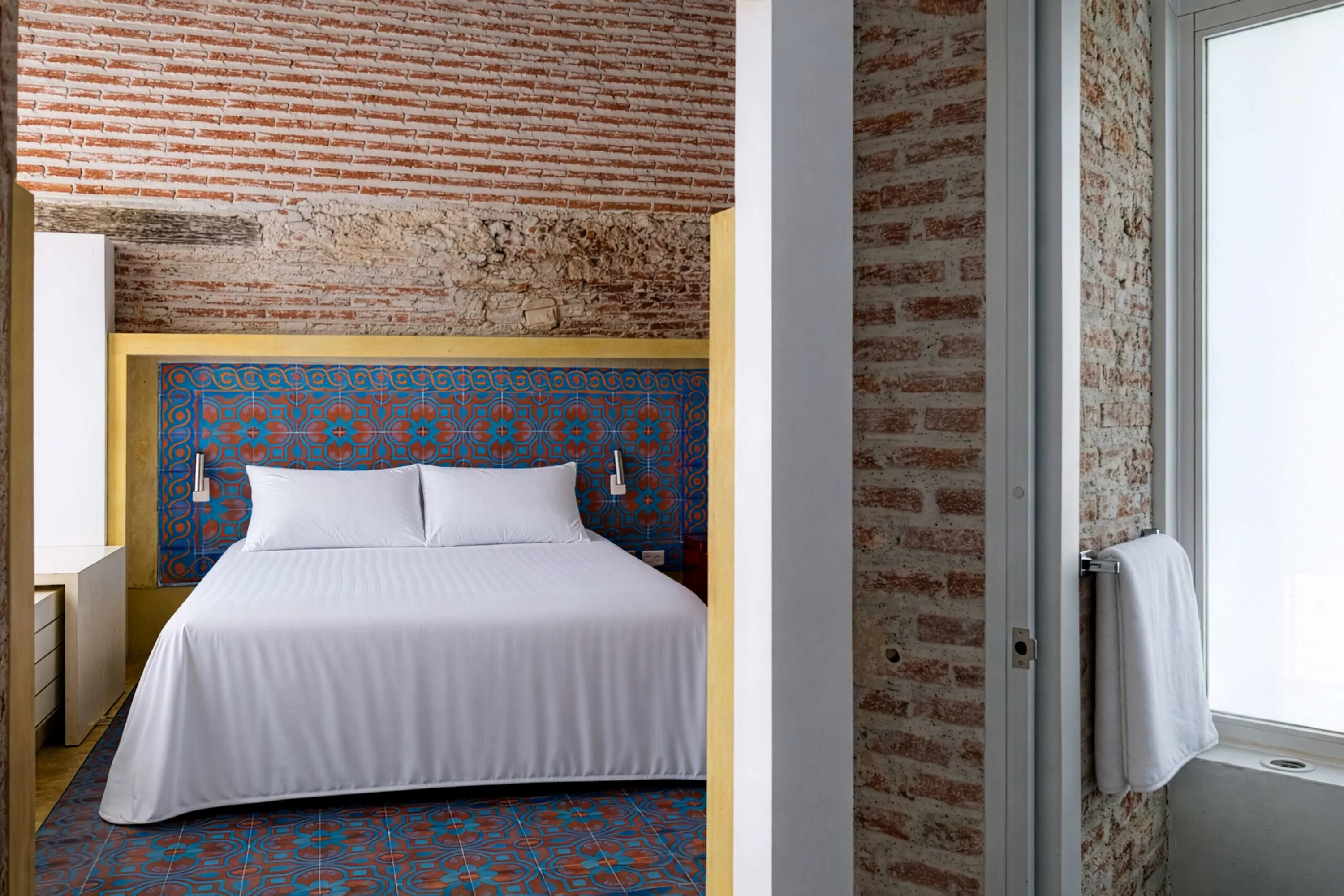 NOK Luxury 6BR with 24/7 Staff, Pool at Getsemani — photo 28