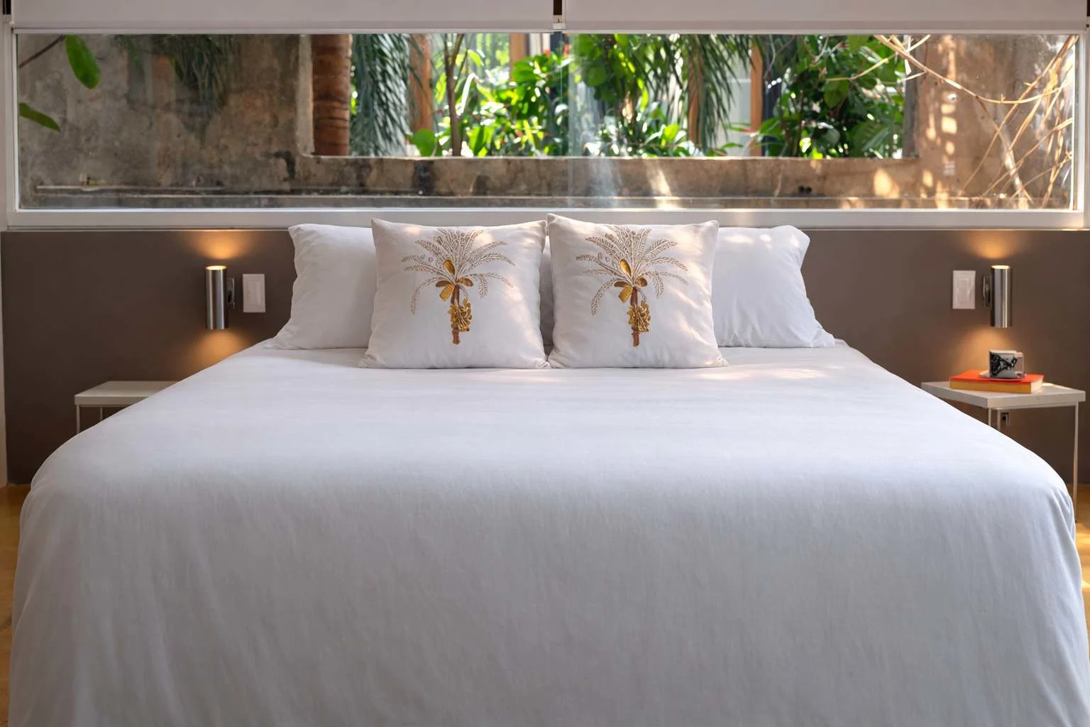 NOK Luxury 6BR with 24/7 Staff, Pool at Getsemani — photo 3