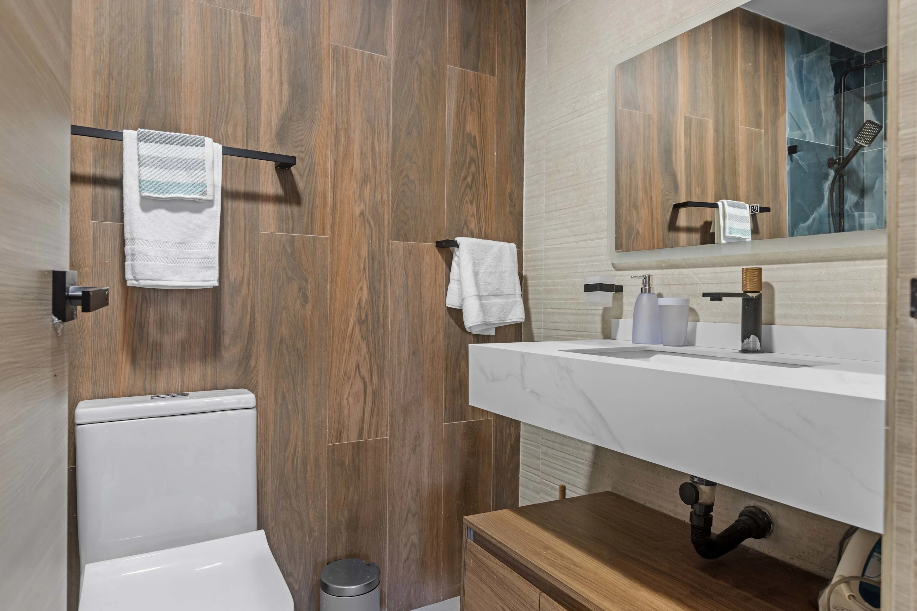 NOK Modern 1BR  with Terrace by Vistacana rentals — foto 10