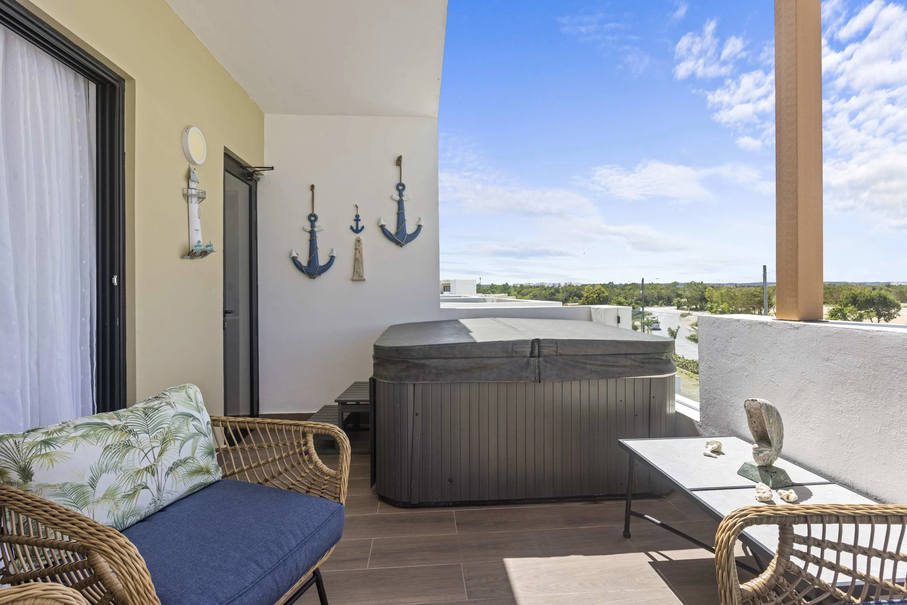 NOK Modern 2BR with Rooftop Jacuzzi By Vistacana — photo 37