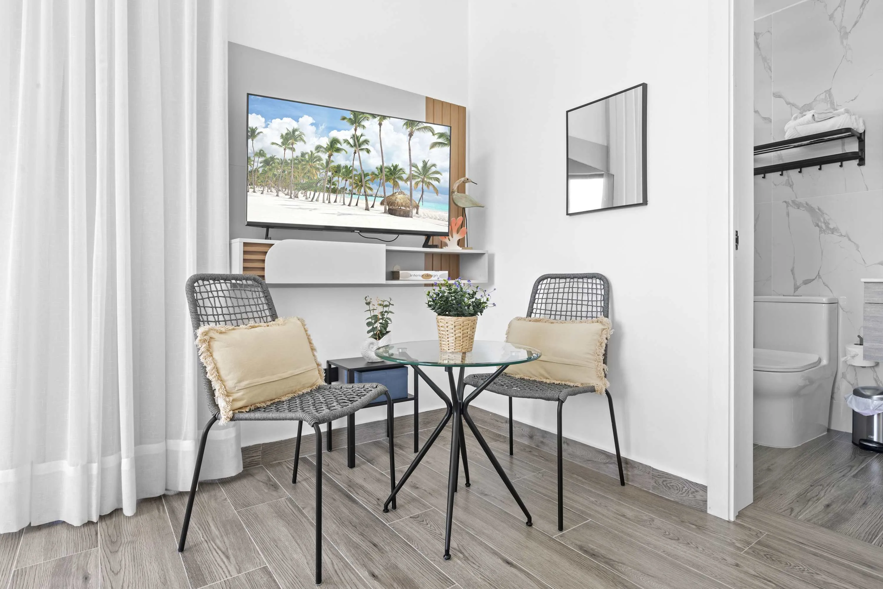 NOK Bright 2BR Apartment at The Towers by Vistacana — photo 30