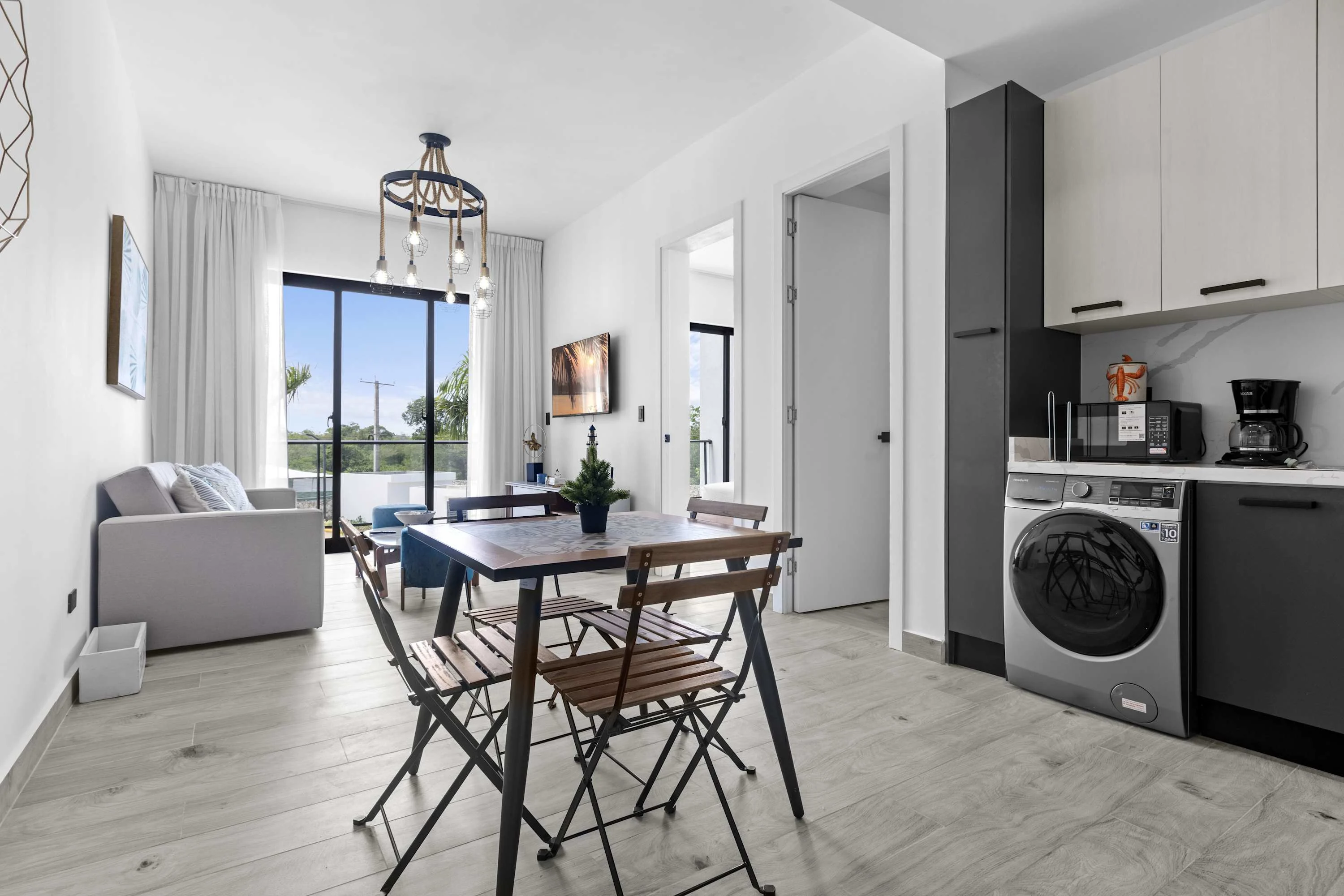 NOK Luxury 1BR Apartment, The Towers by Vistacana — photo 11