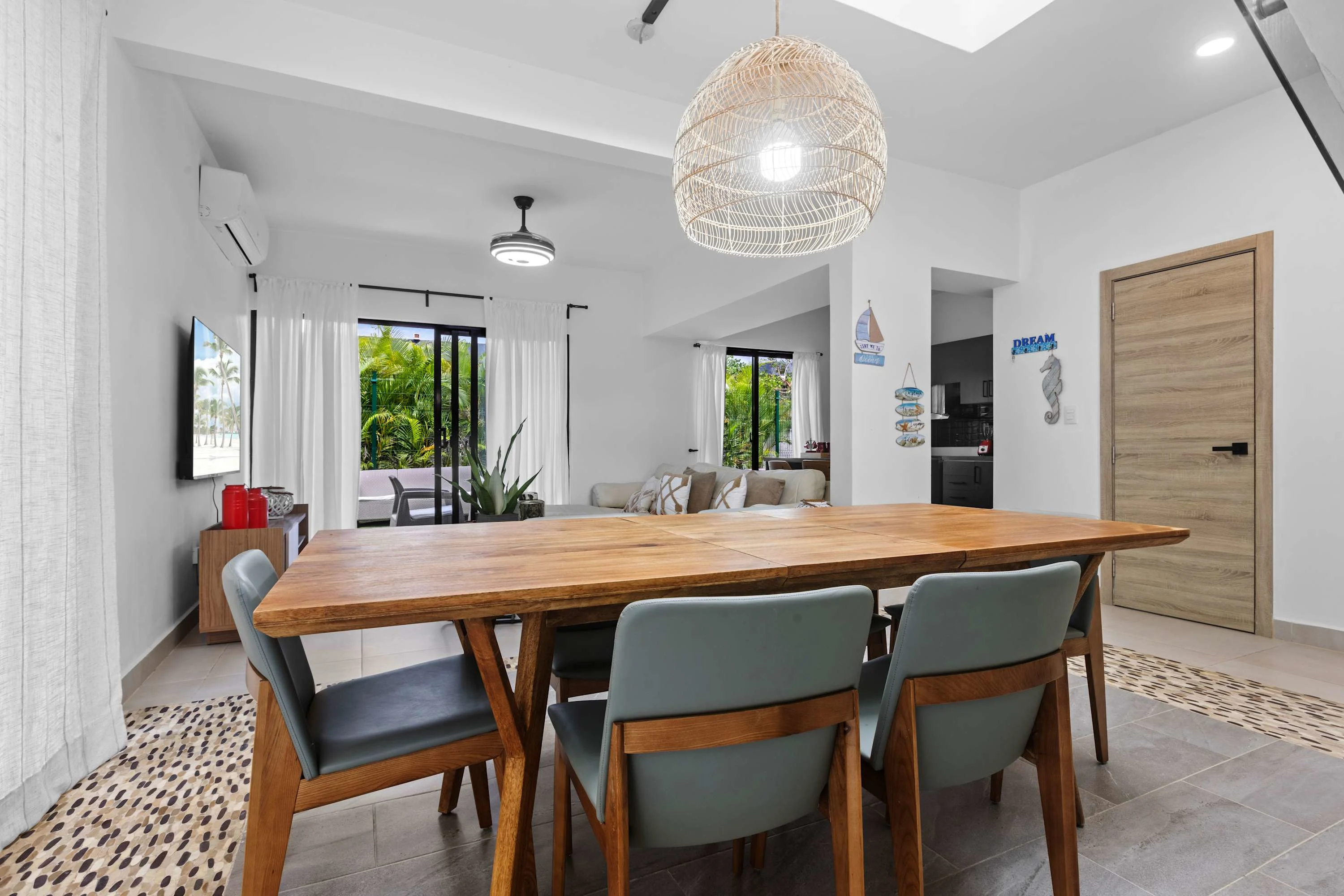 NOK Stylish 3BR Villa By Vistacana — photo 45