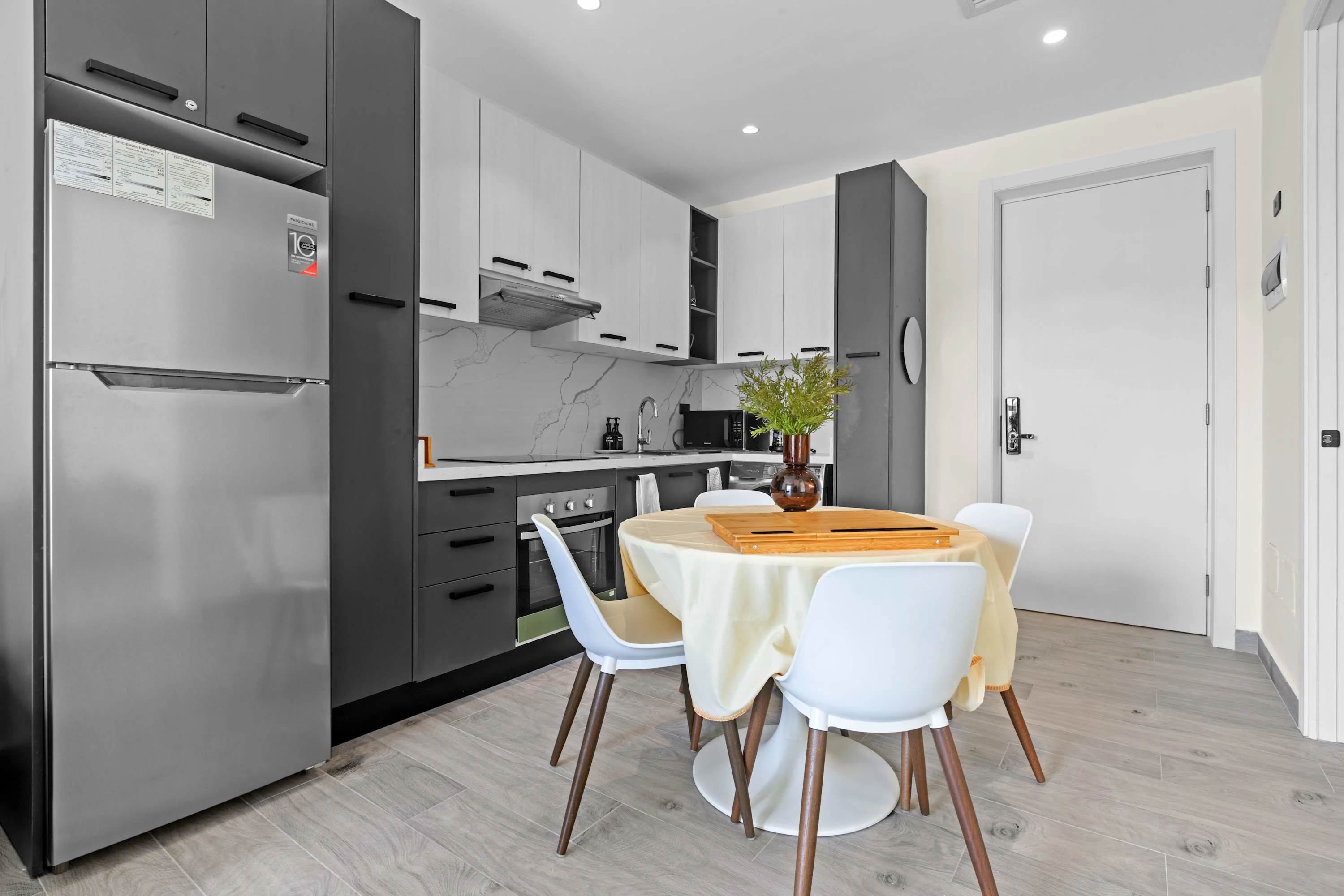 NOK Elegant 1BR at The Towers by Vistacana — photo 17