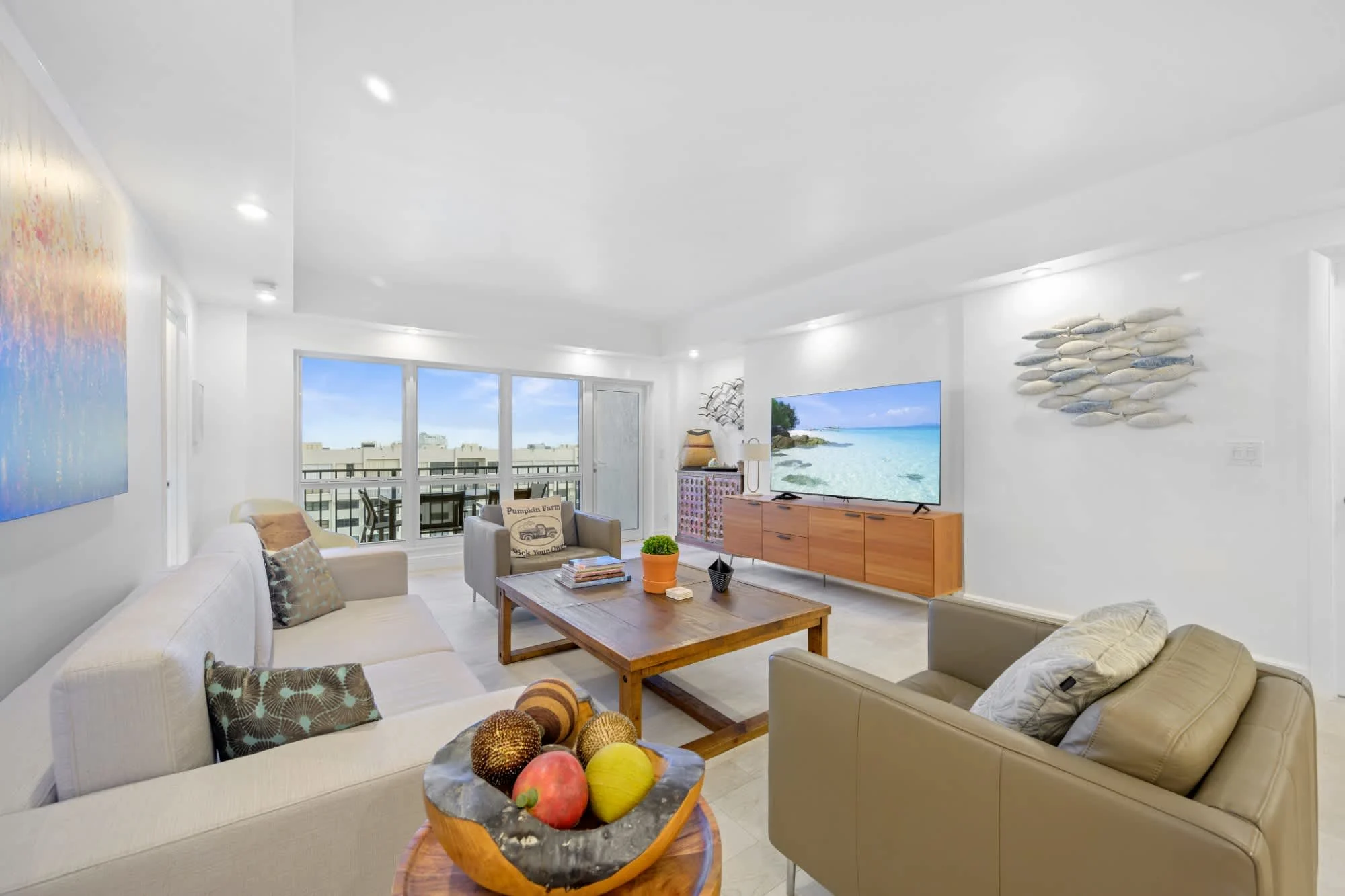NOK Beachfront 3BR Retreat with Ocean Views — photo 2