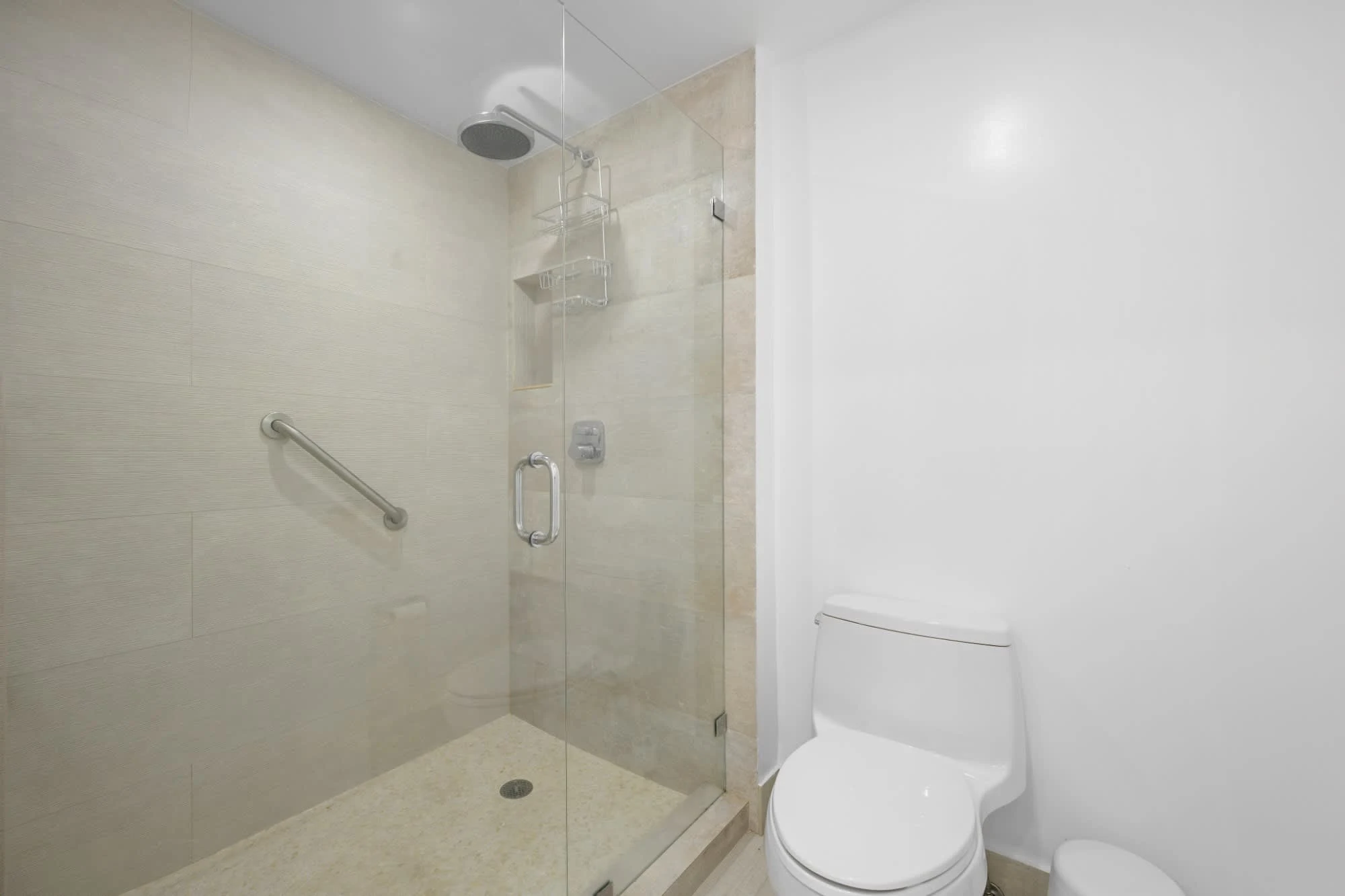 NOK Beachfront 3BR Retreat with Ocean Views — photo 18