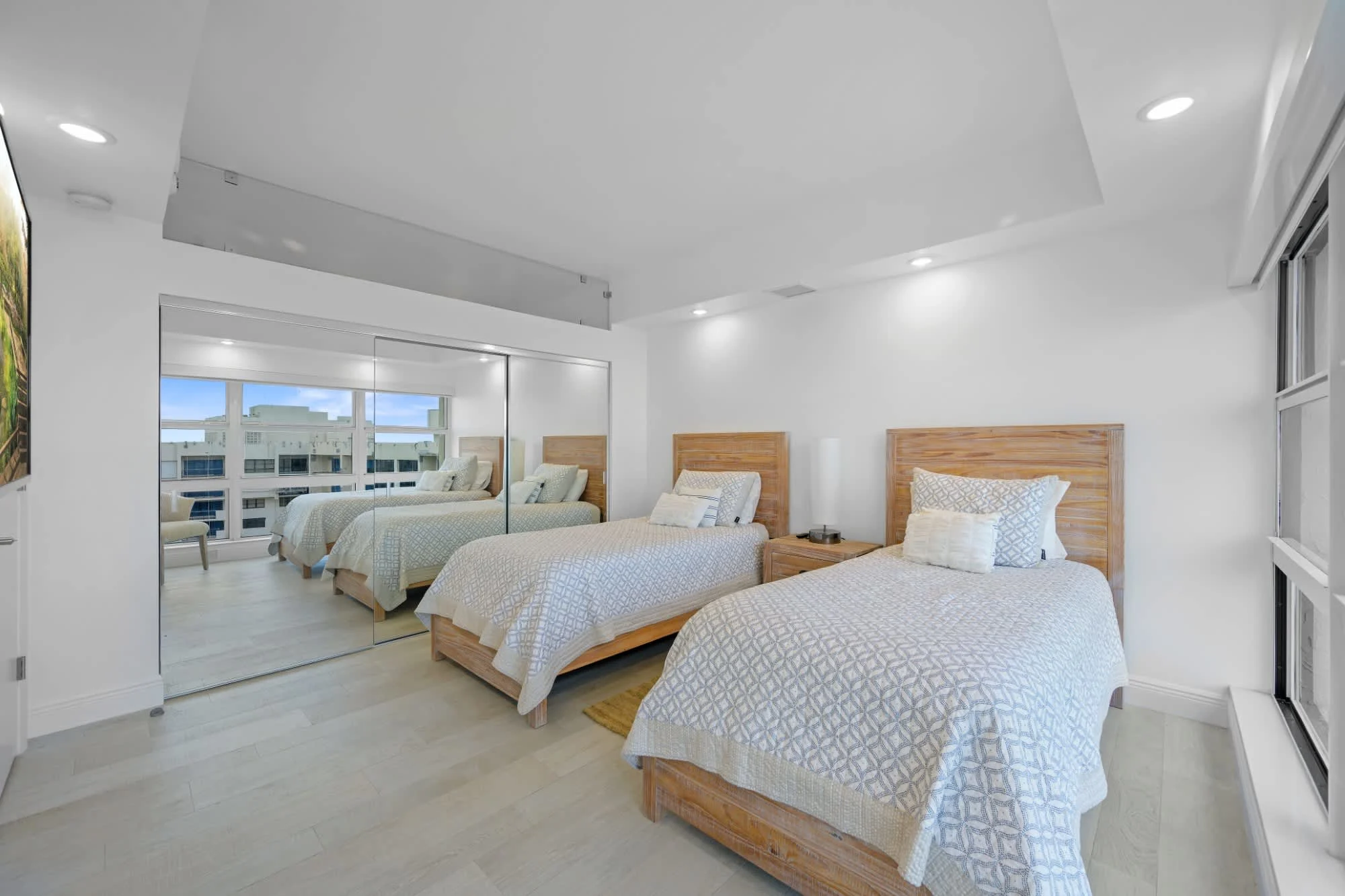 NOK Beachfront 3BR Retreat with Ocean Views — photo 19