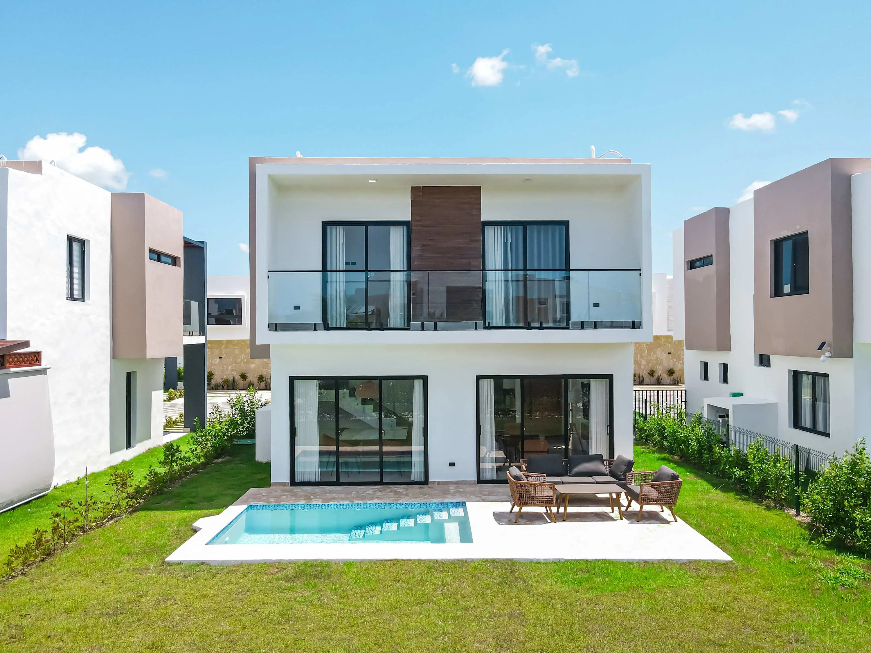 NOK Elegant 3BR Villa with Private Pool — photo 2