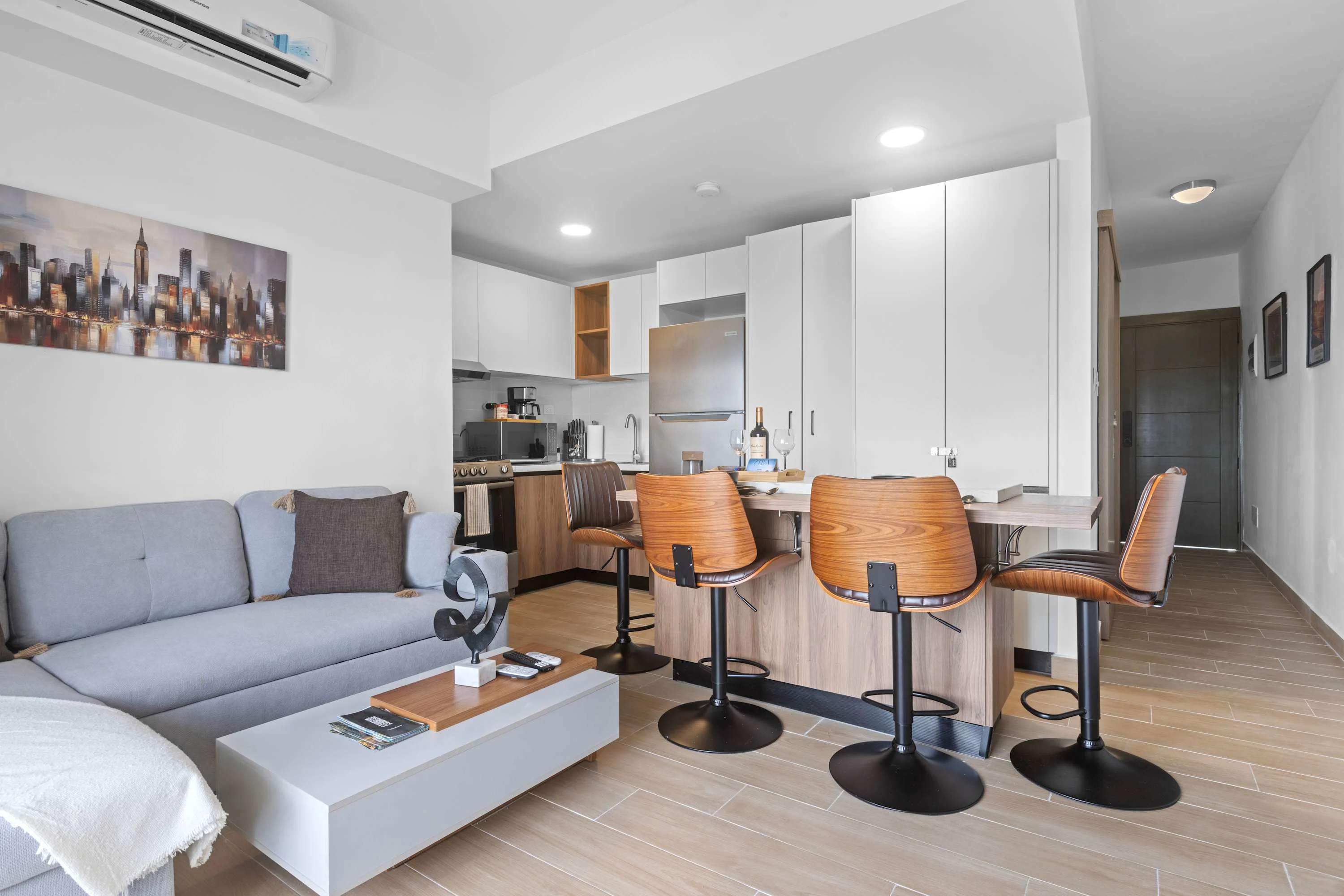 NOK Stylish 1BR Apartment with Rooftop Terrace & BBQ By Vistacana  — photo 7