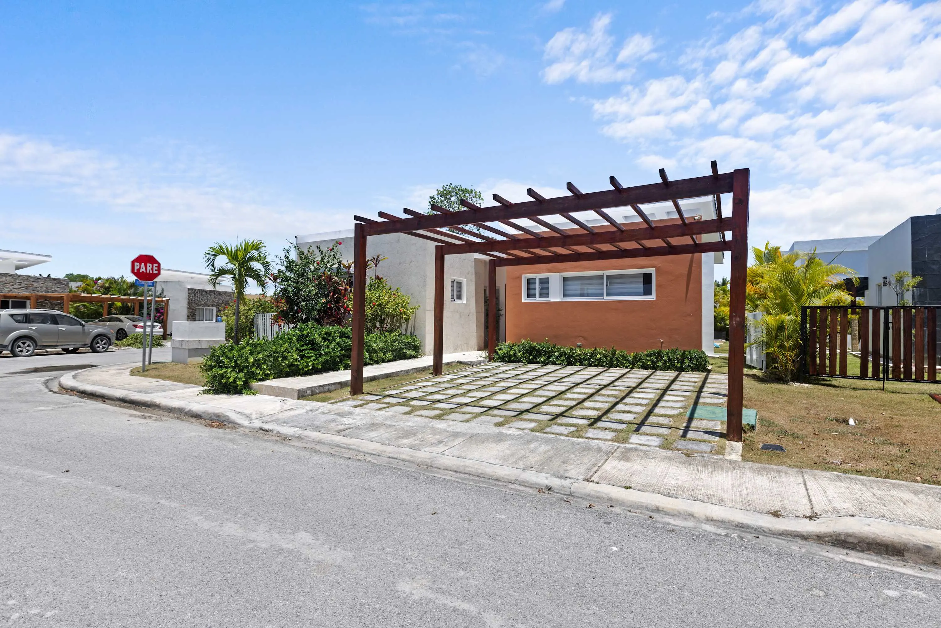 Modern 3BR Villa with Private Pool in Oasis del Lago by Vistacana Rentals  — photo 57