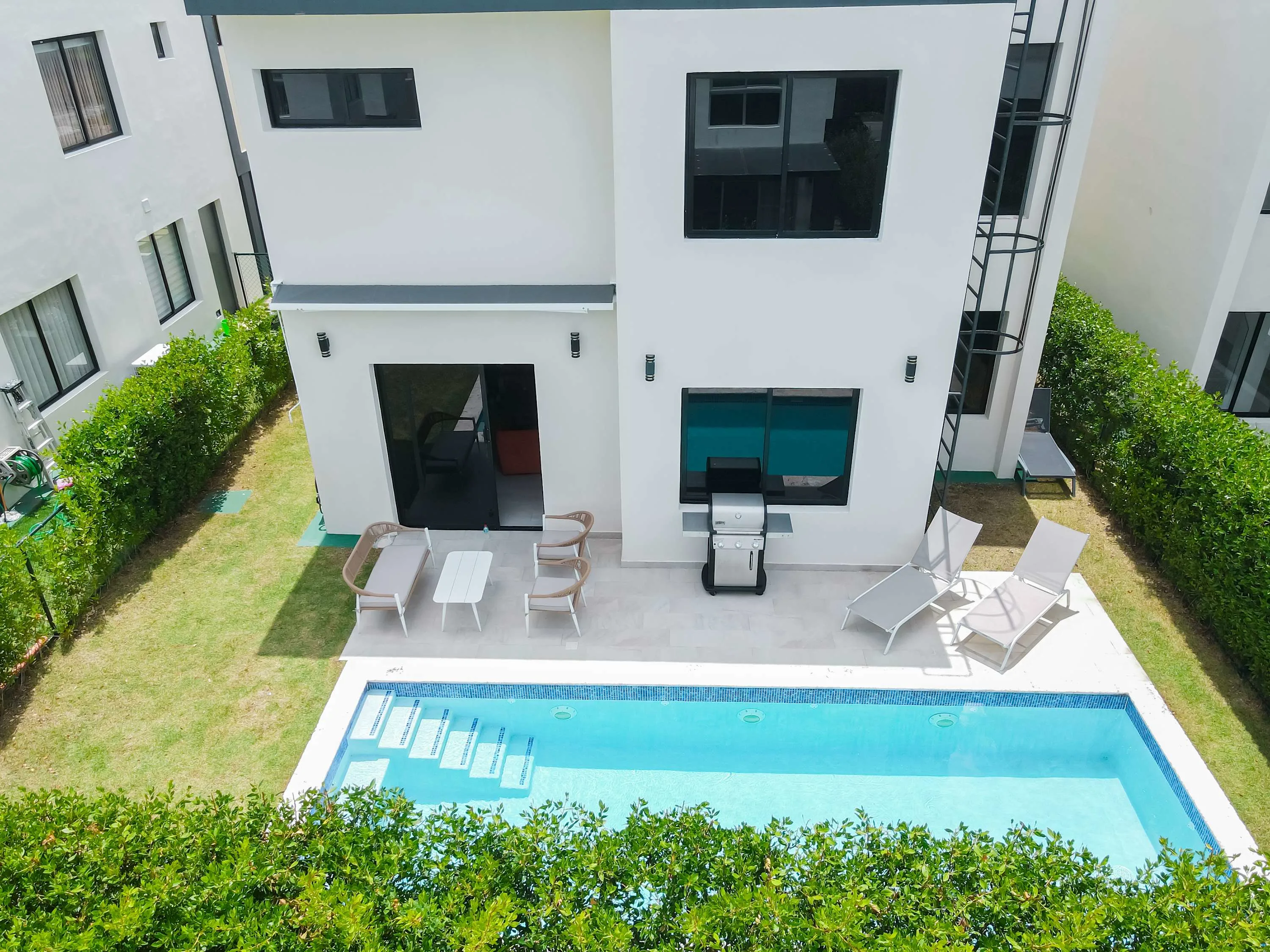 NOK Elegant 3BR Retreat with Private Pool