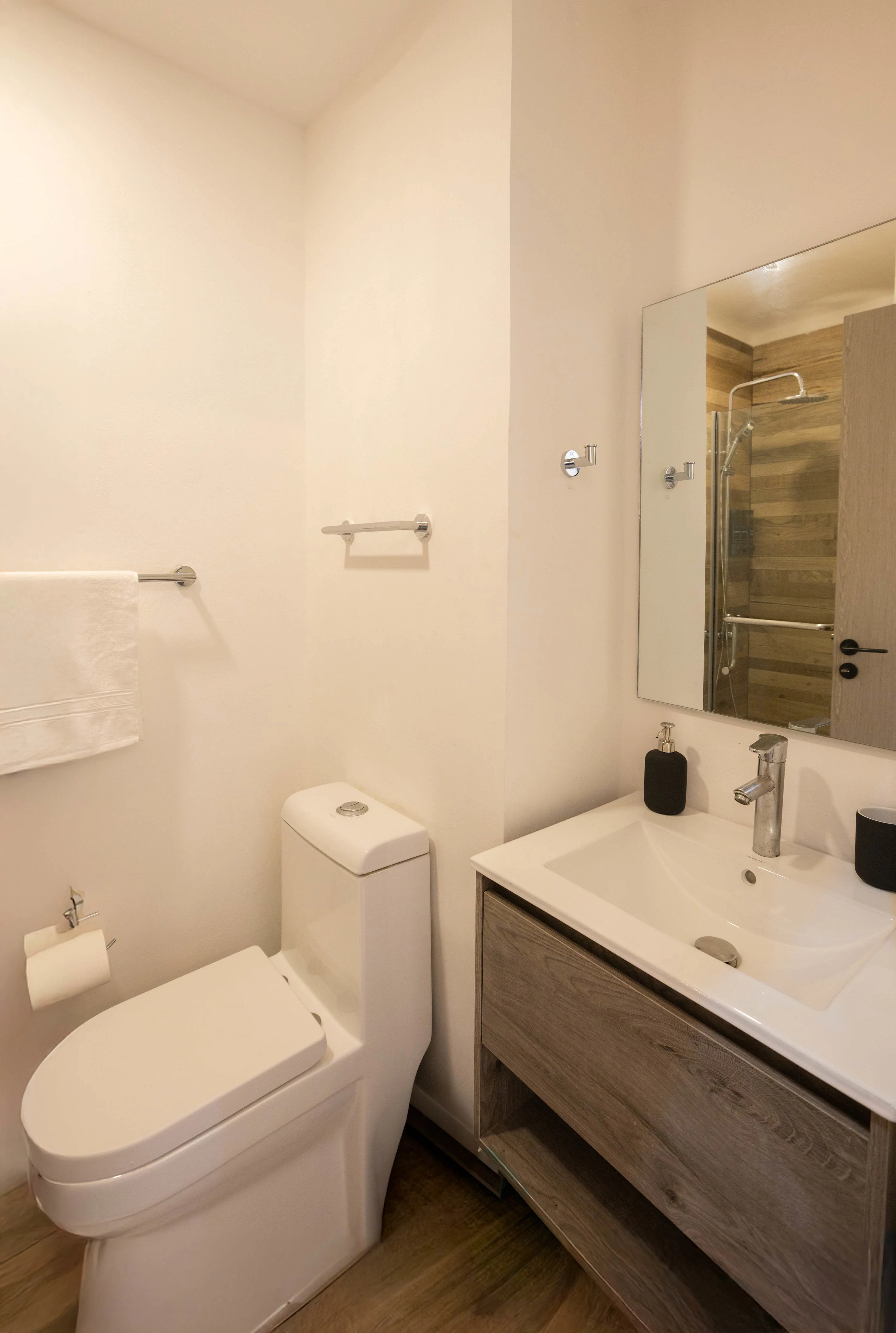 NOK Tropical 1BR Stay in Vistacana — photo 15