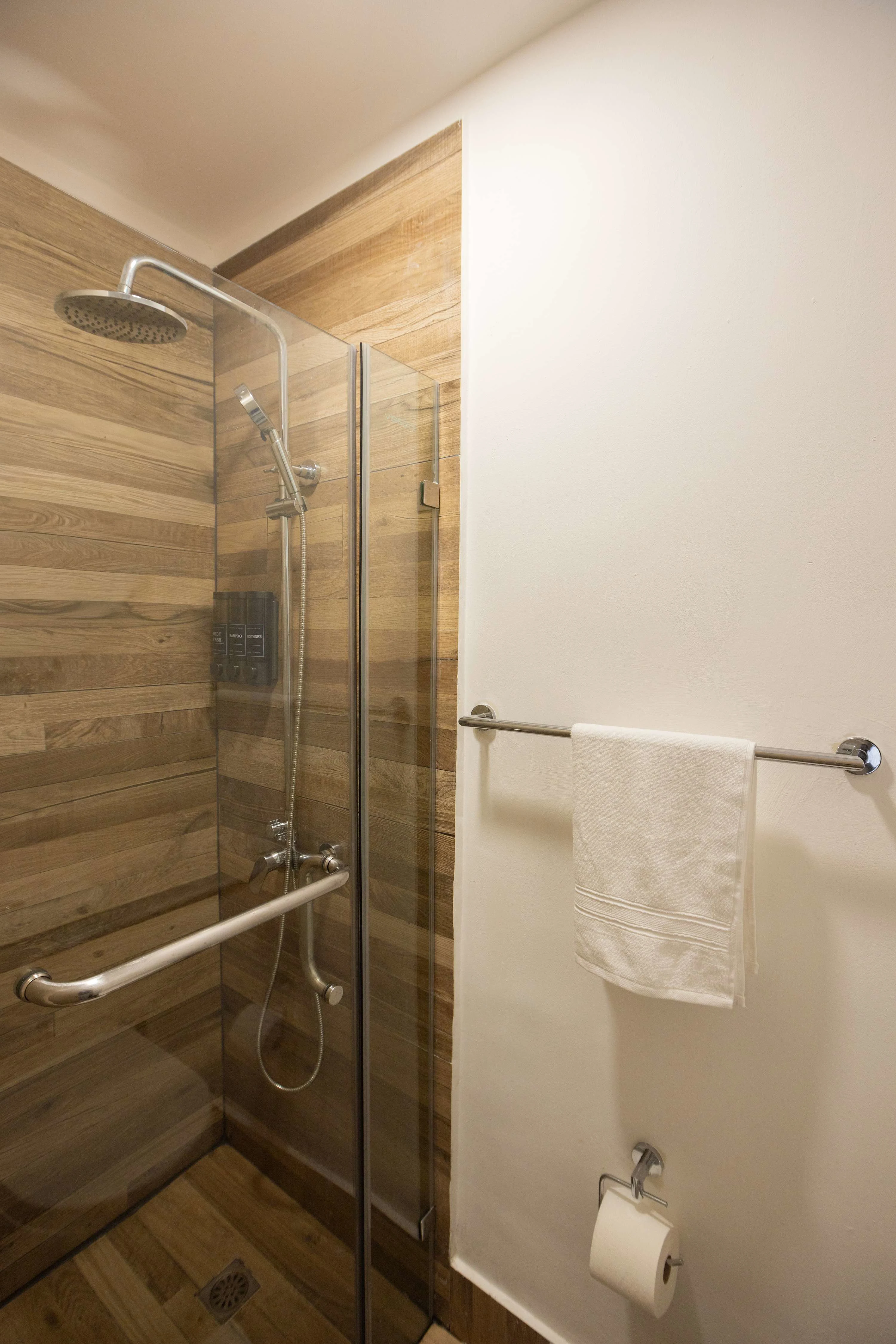 NOK Tropical 1BR Stay in Vistacana — photo 18