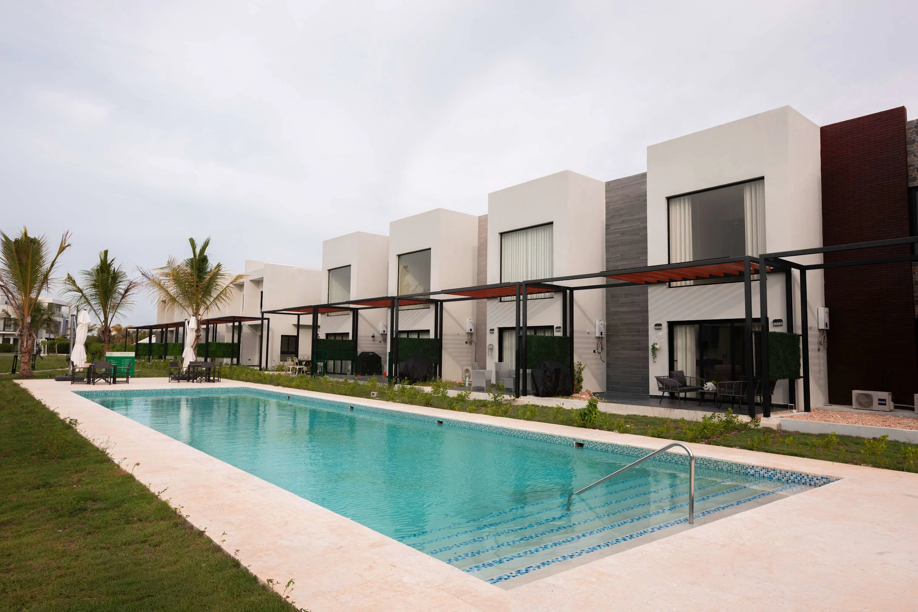 NOK Stylish 3BR Townhouse at Panorama Park  — photo 16