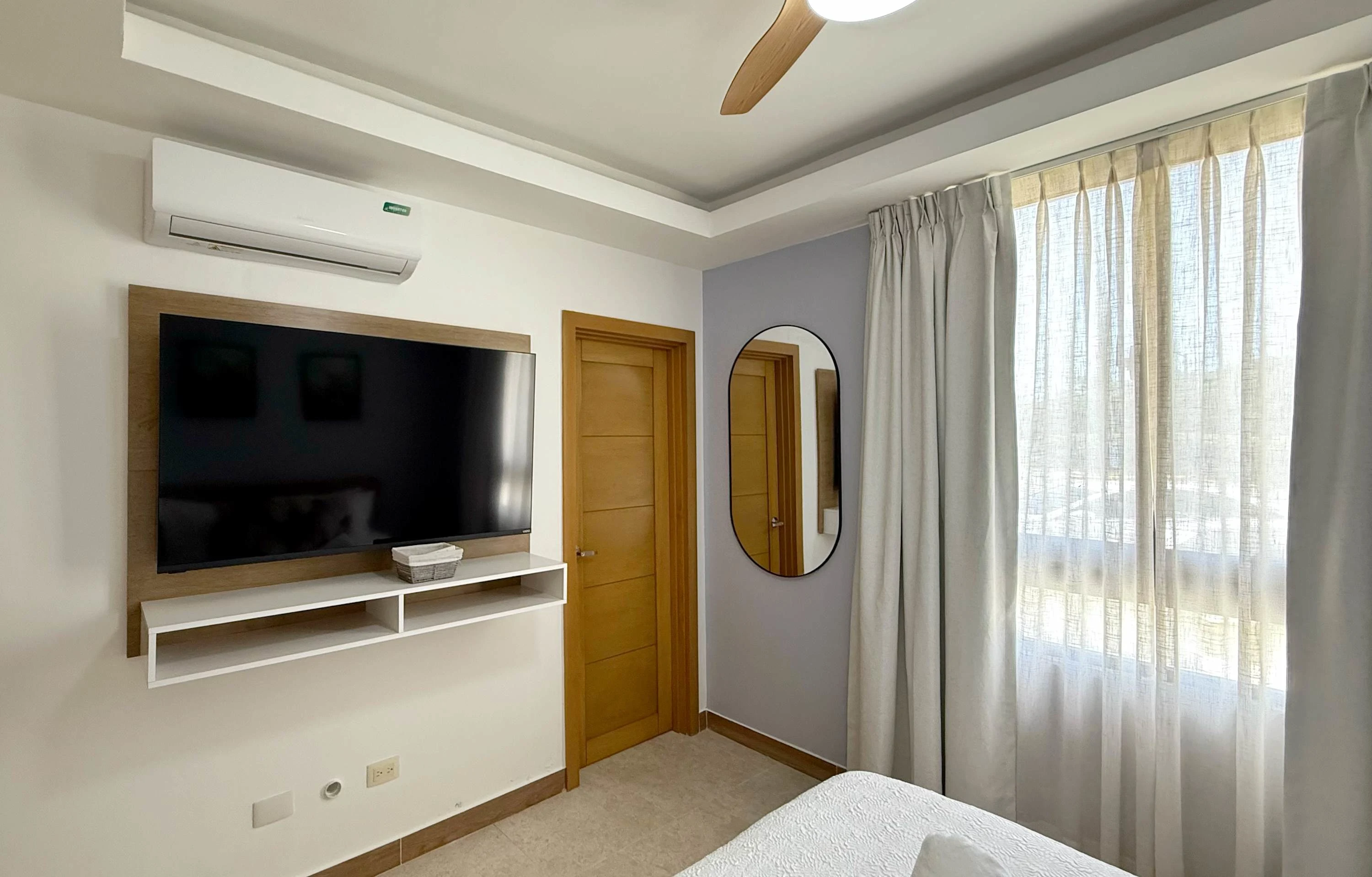 NOK Stylish 2BR Retreat at Residences Vistacana — photo 16