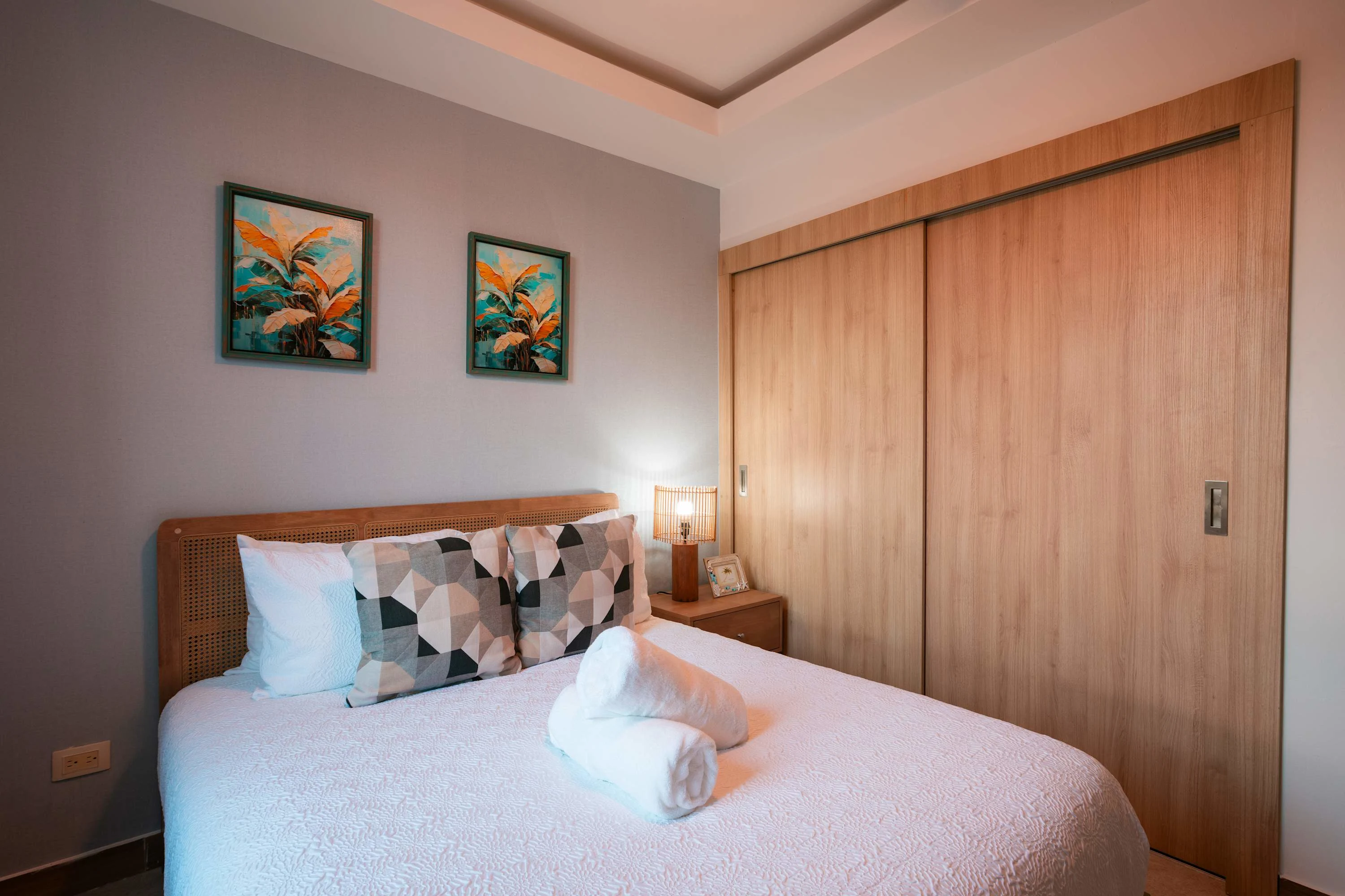 NOK Stylish 2BR Retreat at Residences Vistacana — photo 22